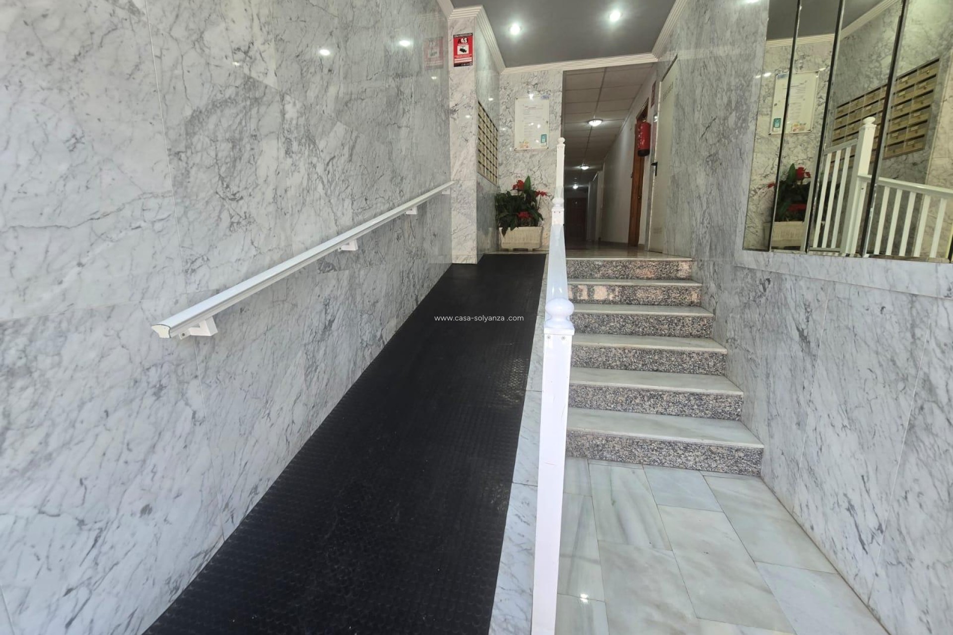 Resale - Apartment / flat - Torrevieja - Habaneras
