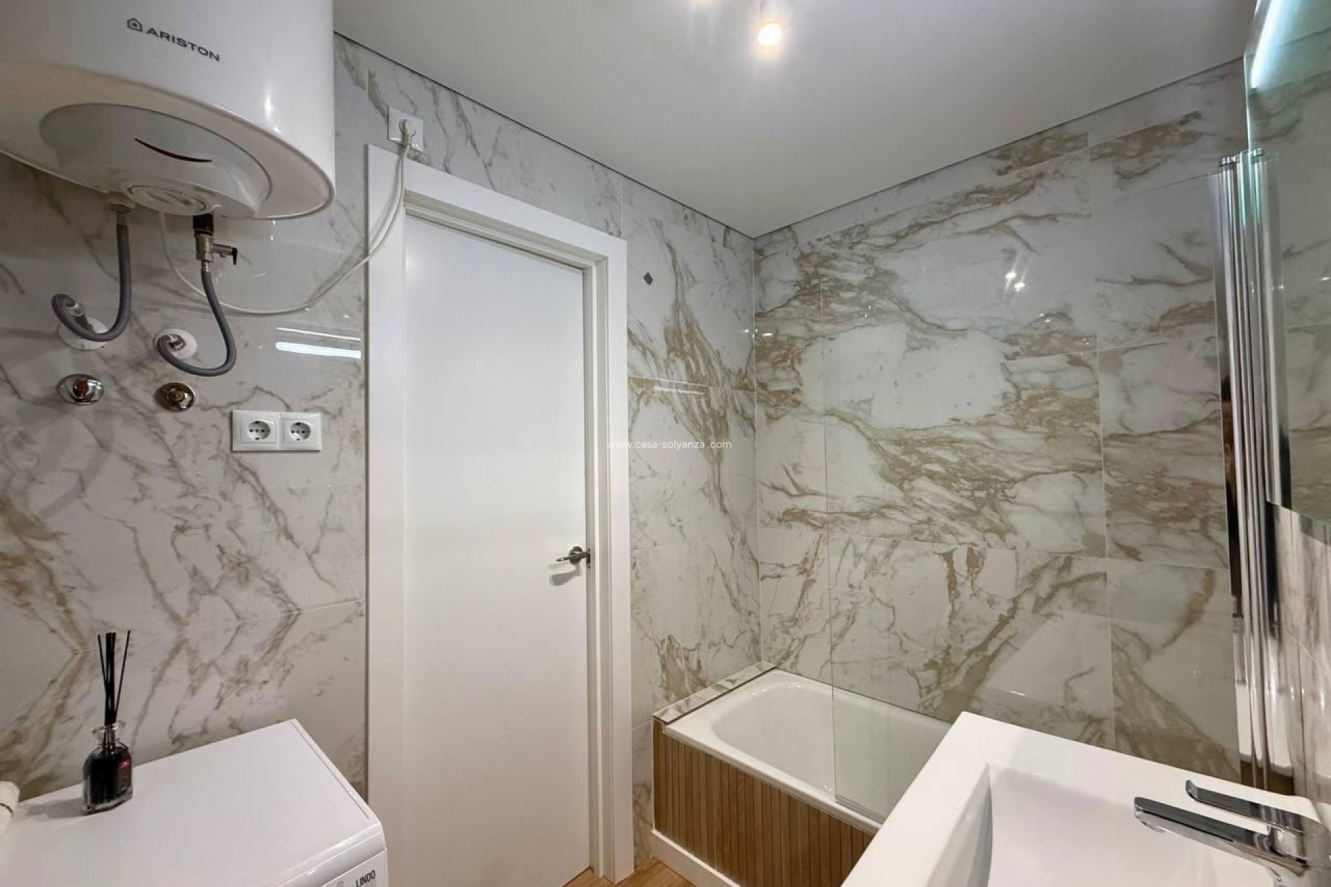 Resale - Apartment / flat - Torrevieja - Habaneras