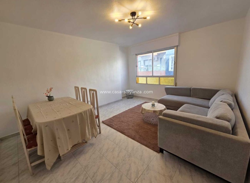Resale - Apartment / flat - Torrevieja - Habaneras