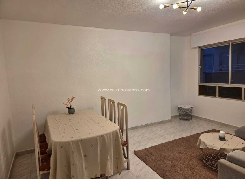 Resale - Apartment / flat - Torrevieja - Habaneras