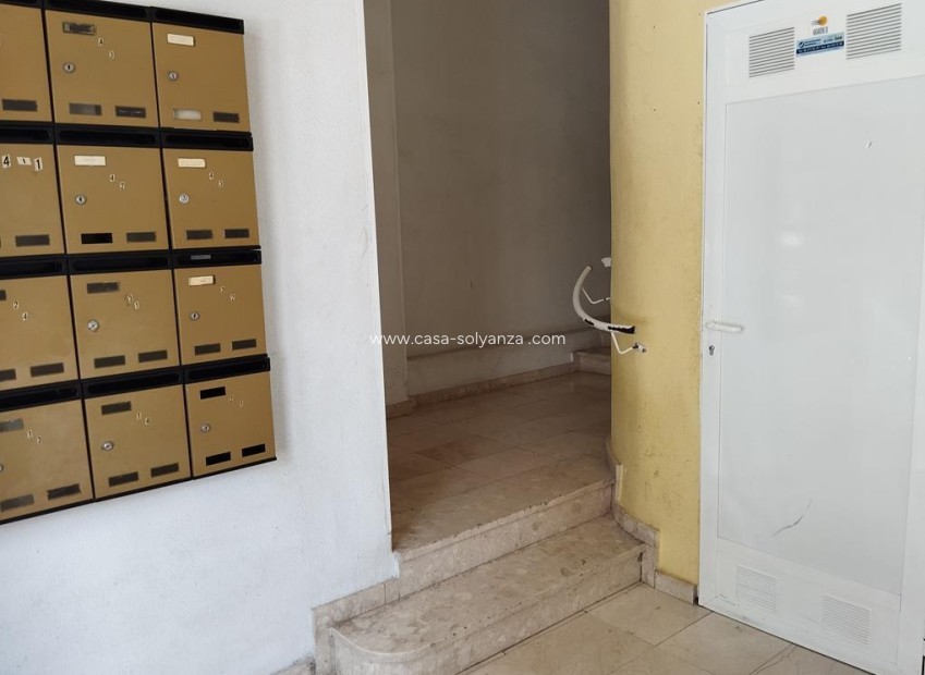Resale - Apartment / flat - Torrevieja - Habaneras