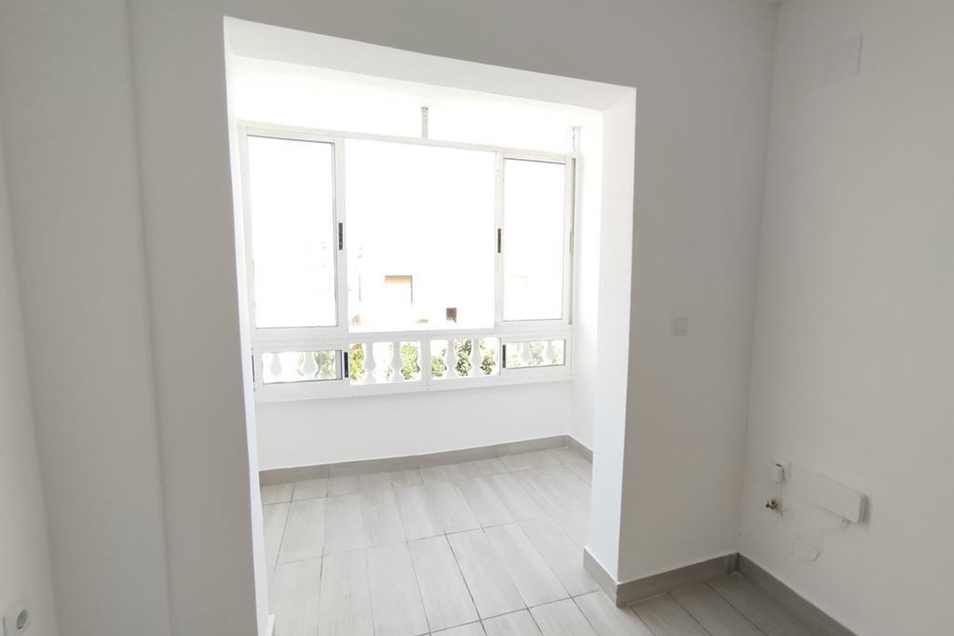 Resale - Apartment / flat - Torrevieja - Habaneras