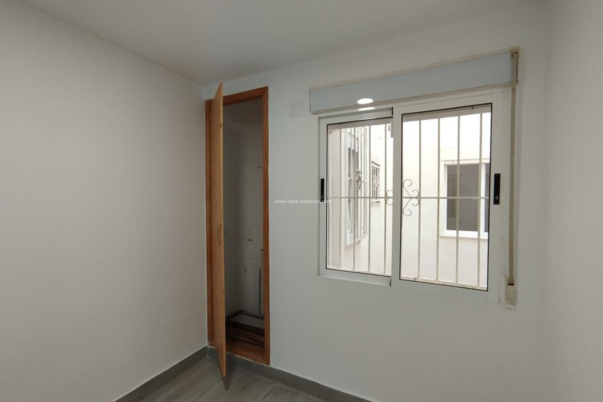 Resale - Apartment / flat - Torrevieja - Habaneras