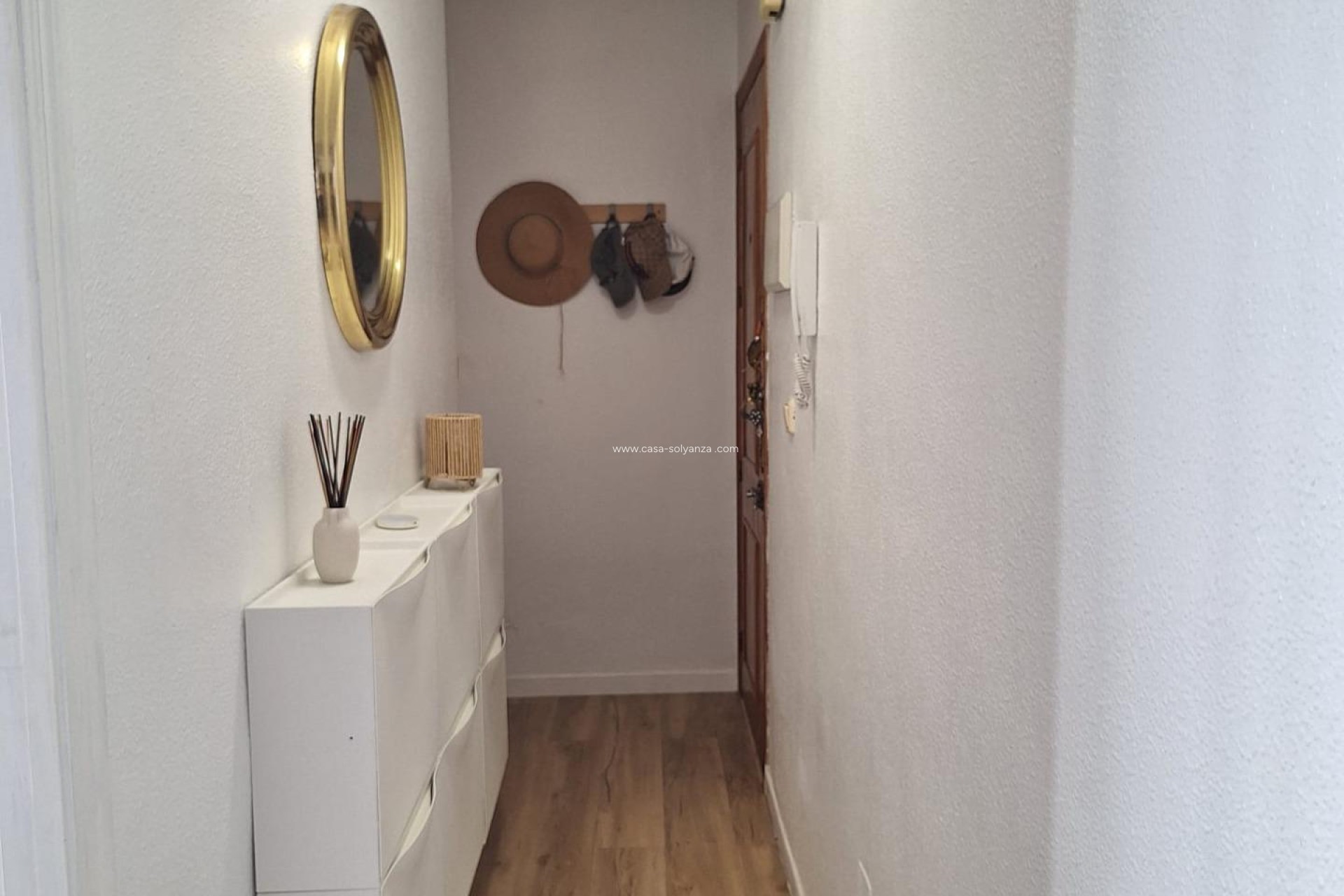 Resale - Apartment / flat - Torrevieja - Habaneras