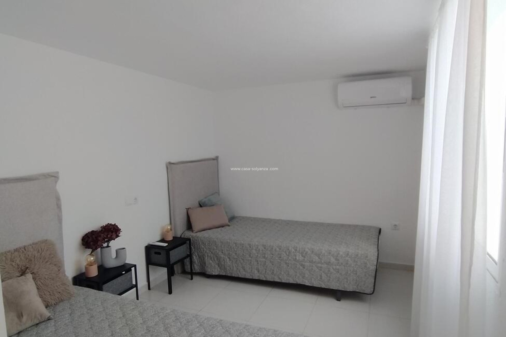 Resale - Apartment / flat - Torrevieja - Habaneras
