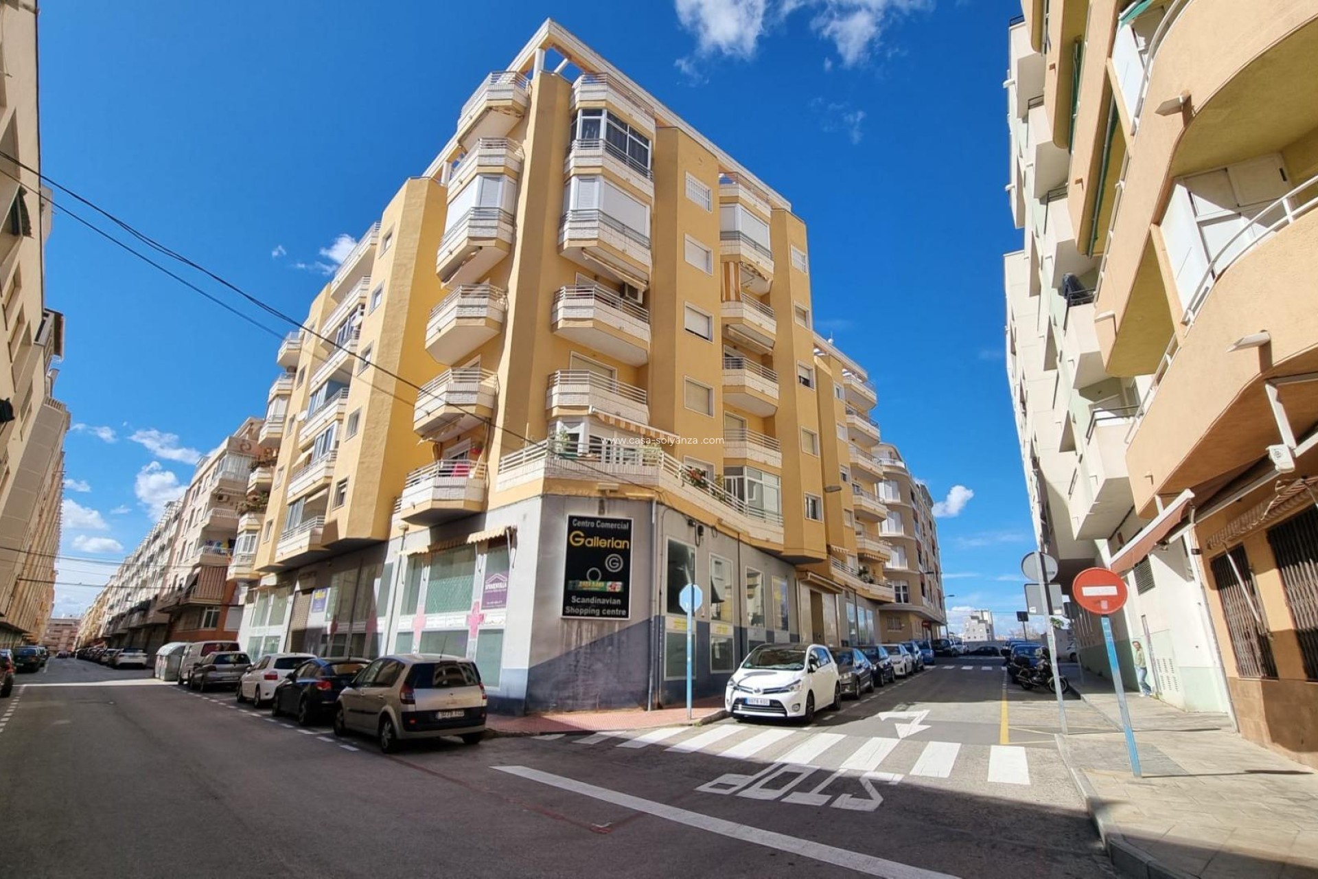 Resale - Apartment / flat - Torrevieja - Habaneras