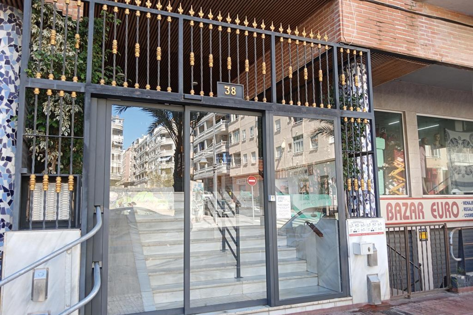 Resale - Apartment / flat - Torrevieja - Habaneras