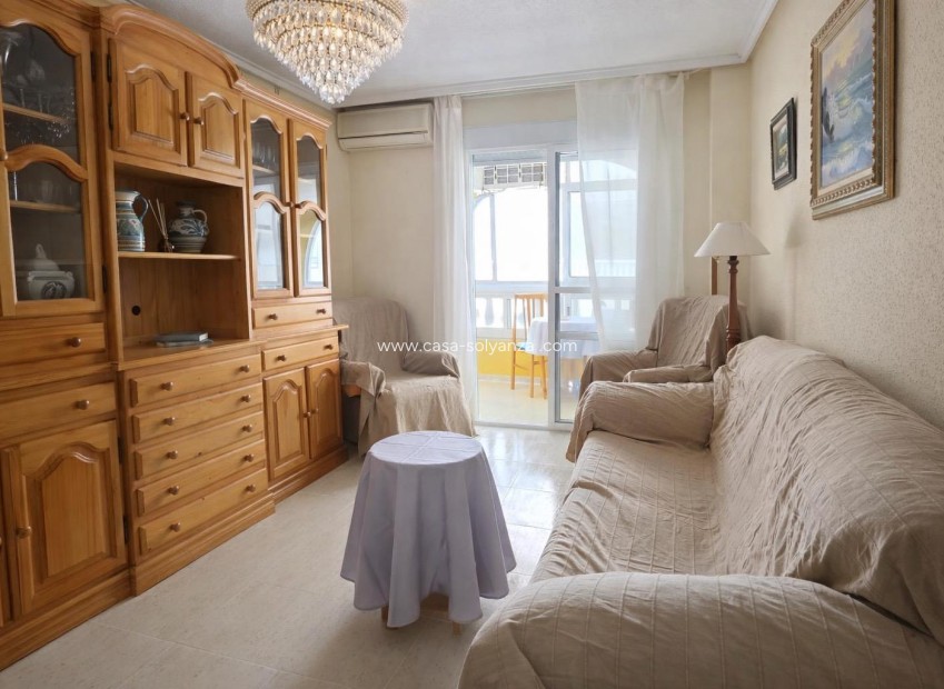 Resale - Apartment / flat - Torrevieja - Habaneras