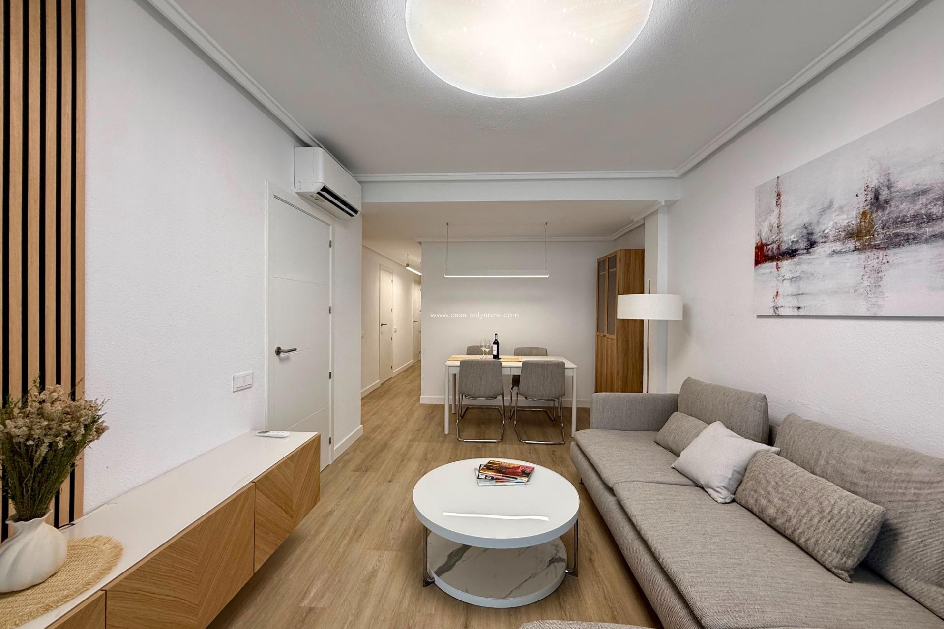 Resale - Apartment / flat - Torrevieja - Habaneras