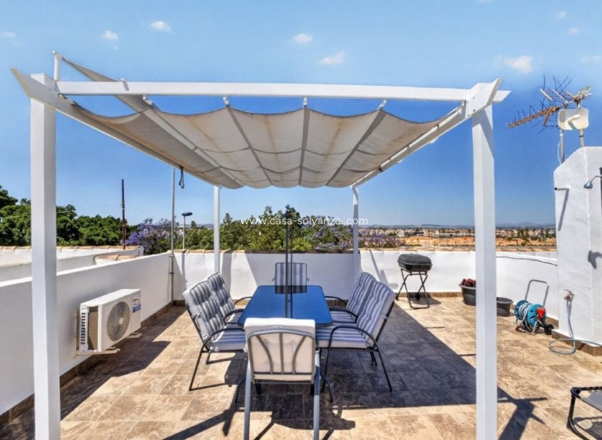 Resale - Apartment / flat - Torrevieja - Jardin Del Mar