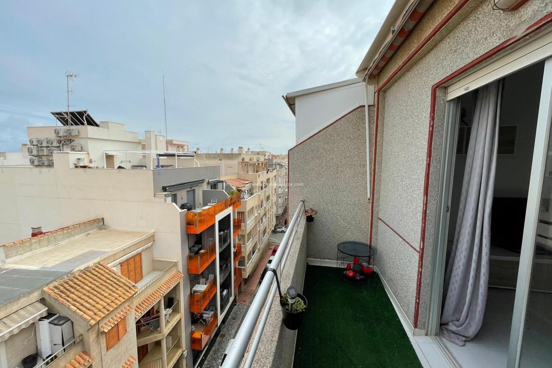 Resale - Apartment / flat - Torrevieja - LA LOMA