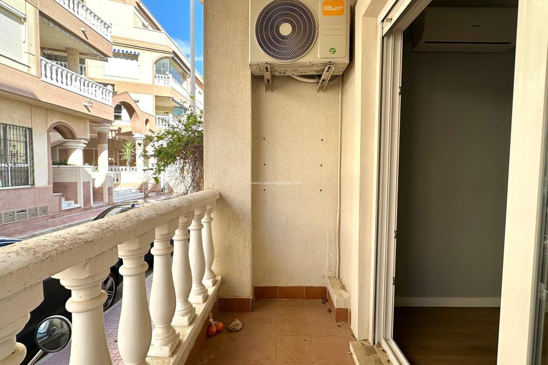 Resale - Apartment / flat - Torrevieja - La Mata