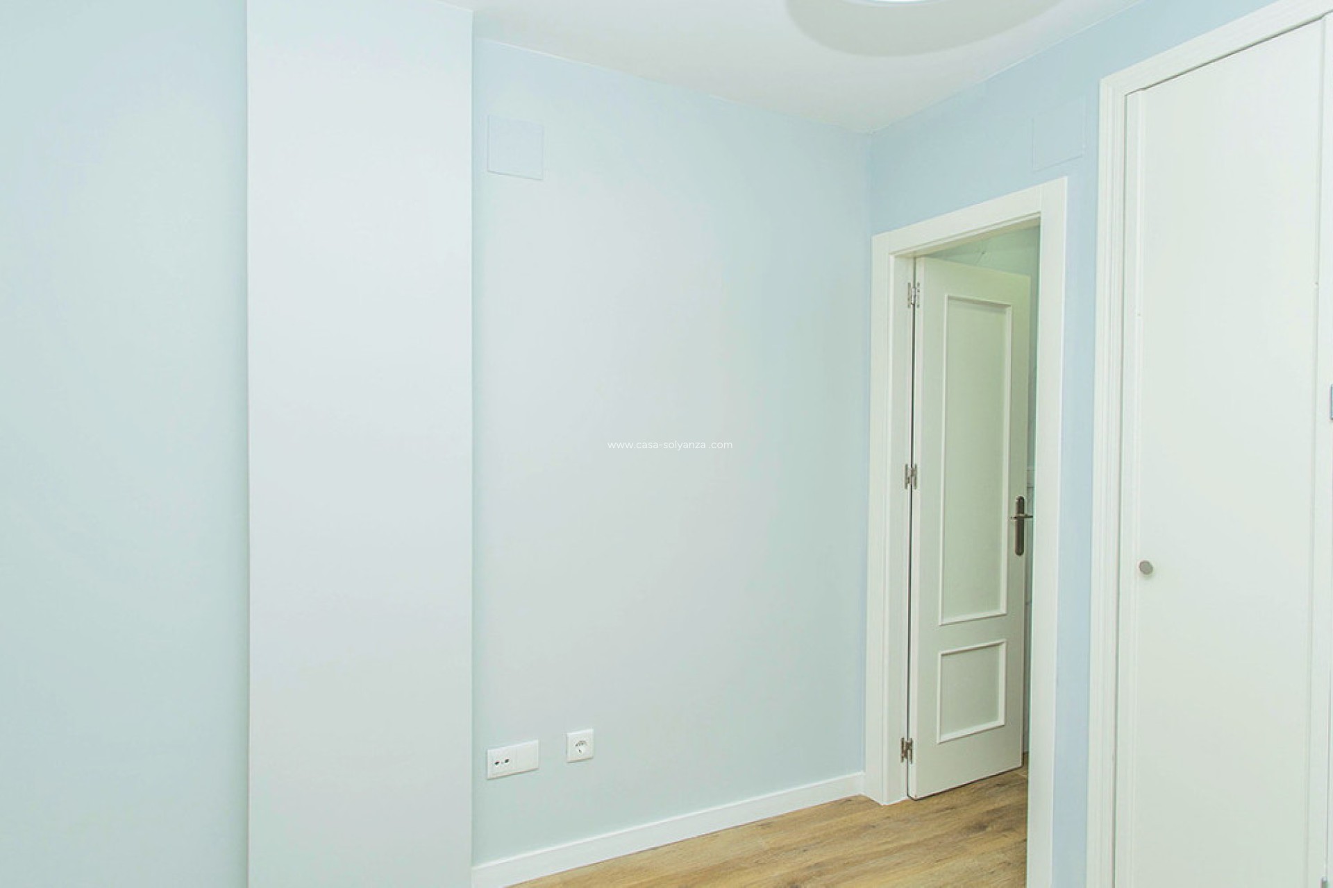 Resale - Apartment / flat - Torrevieja - La Mata