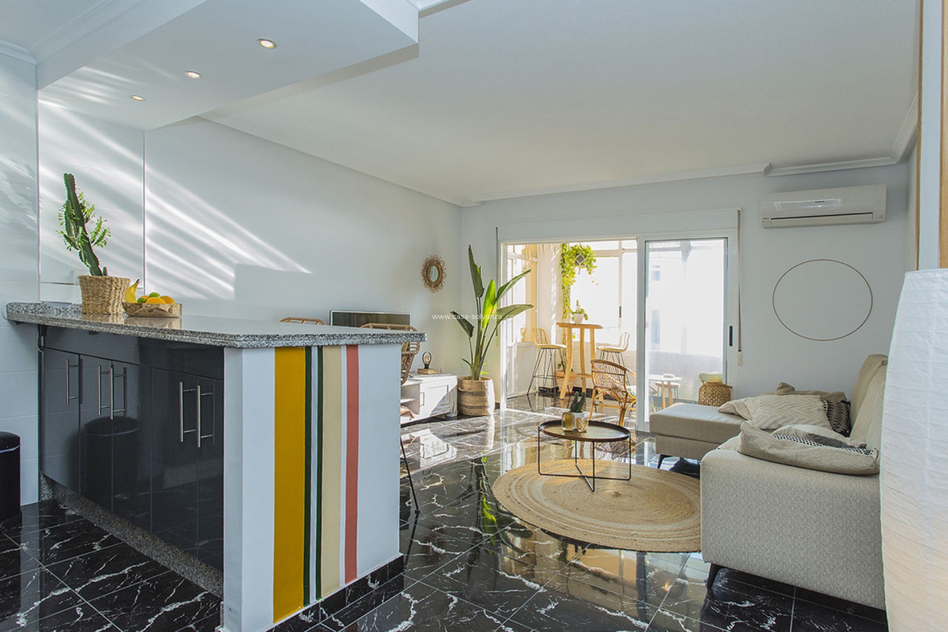 Resale - Apartment / flat - Torrevieja - La Mata