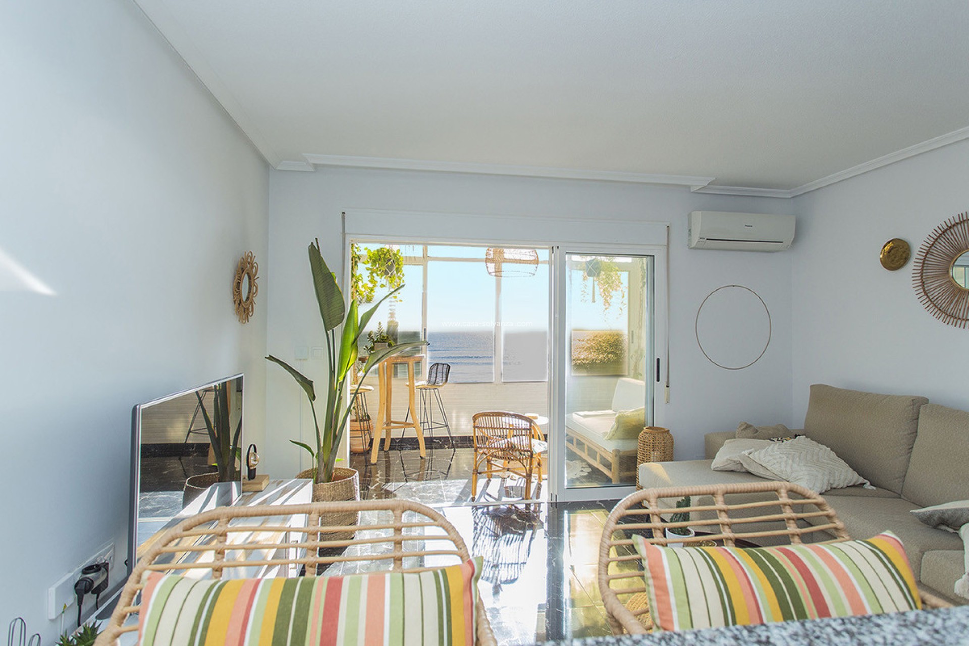 Resale - Apartment / flat - Torrevieja - La Mata