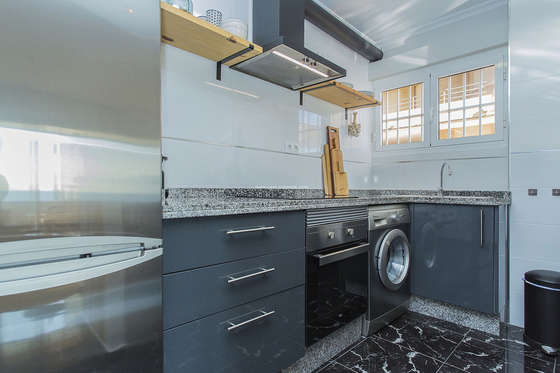 Resale - Apartment / flat - Torrevieja - La Mata