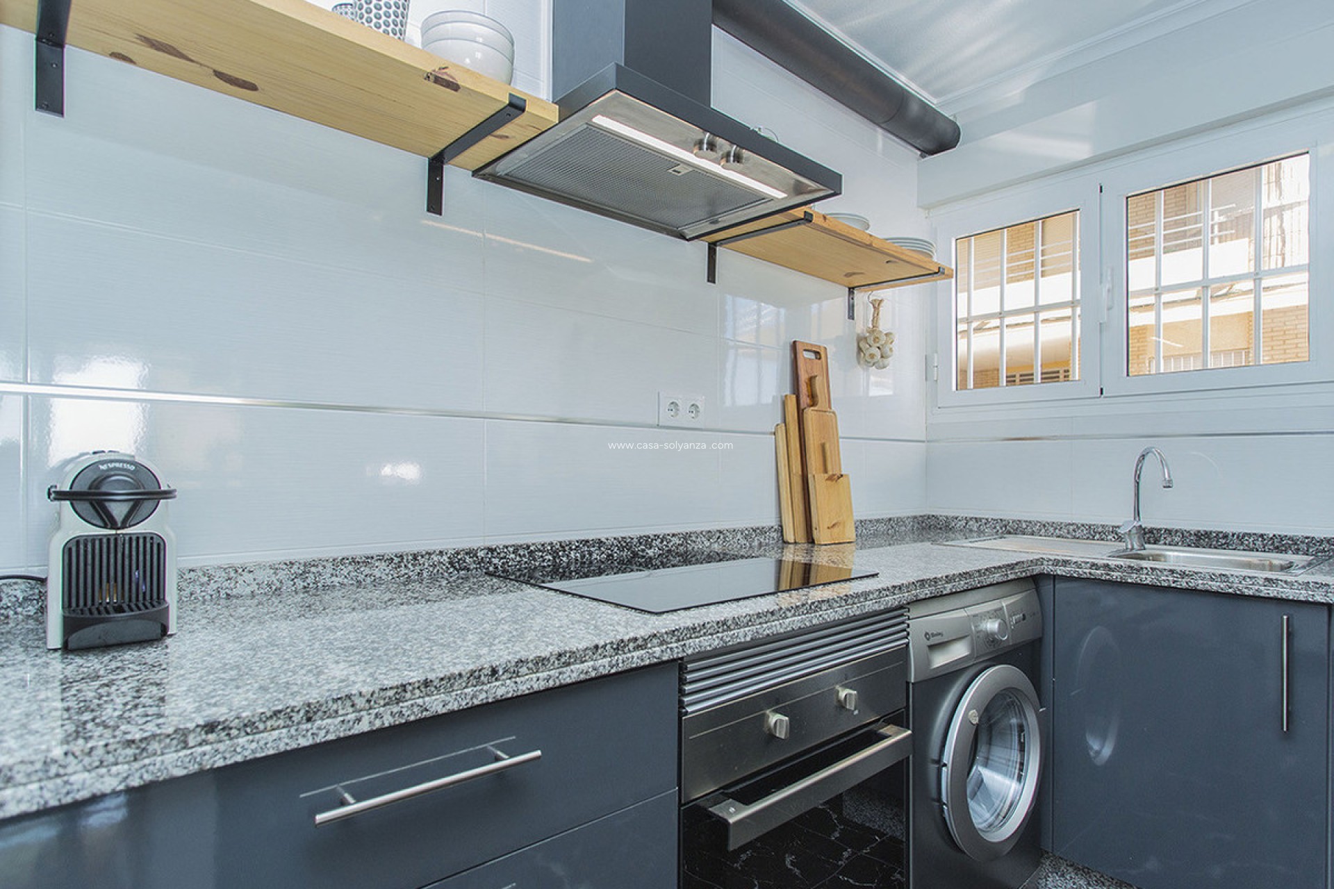 Resale - Apartment / flat - Torrevieja - La Mata