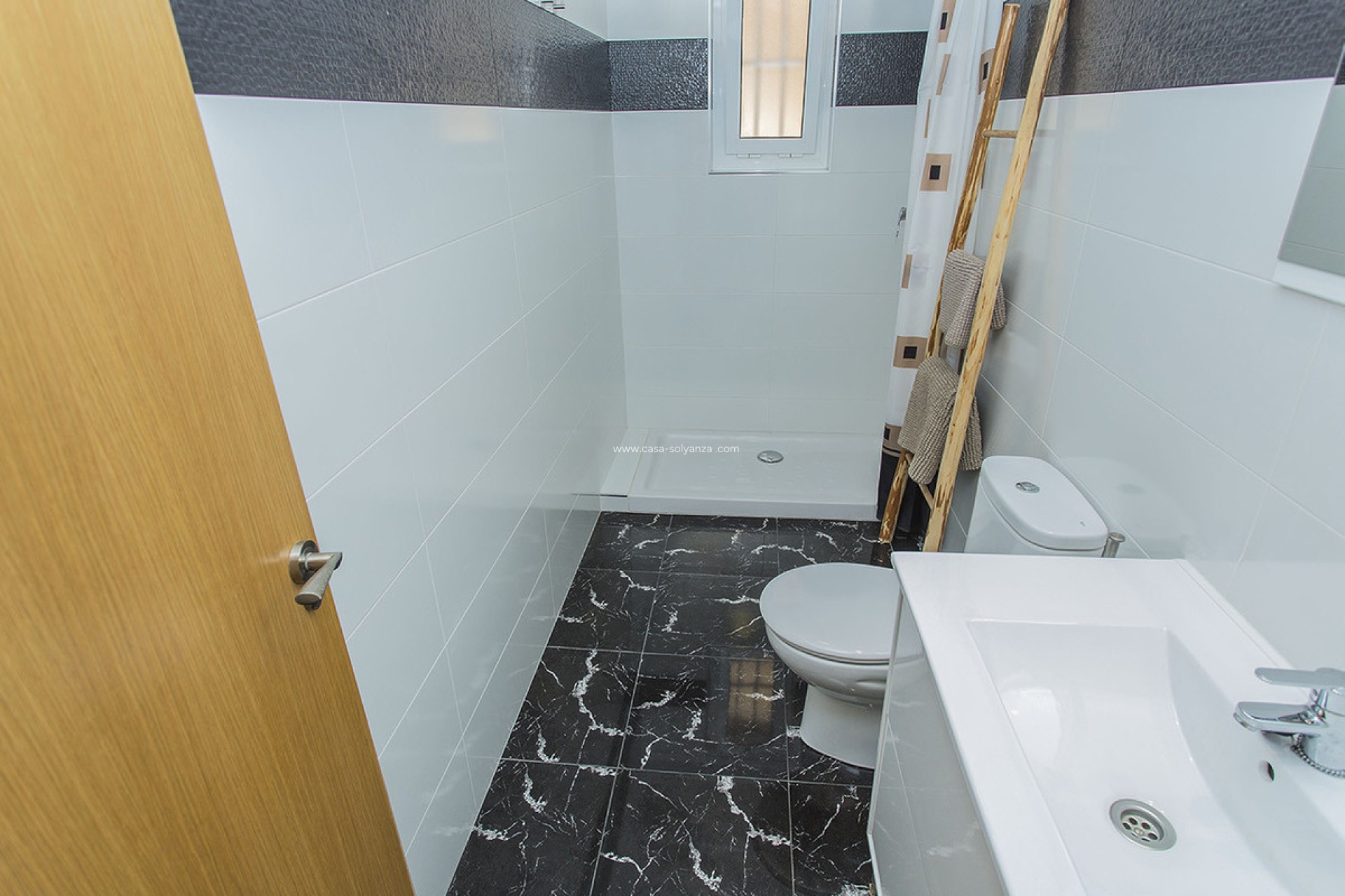 Resale - Apartment / flat - Torrevieja - La Mata