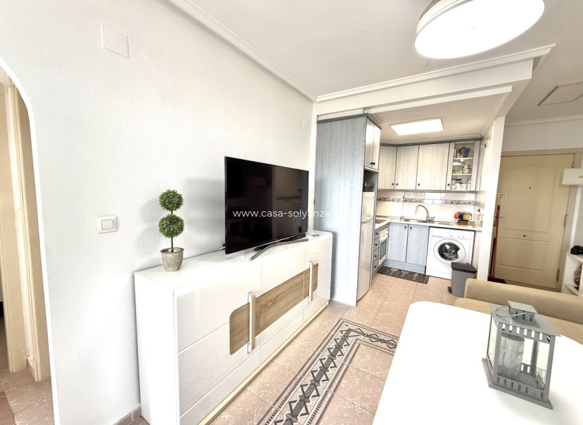 Resale - Apartment / flat - Torrevieja - La Mata