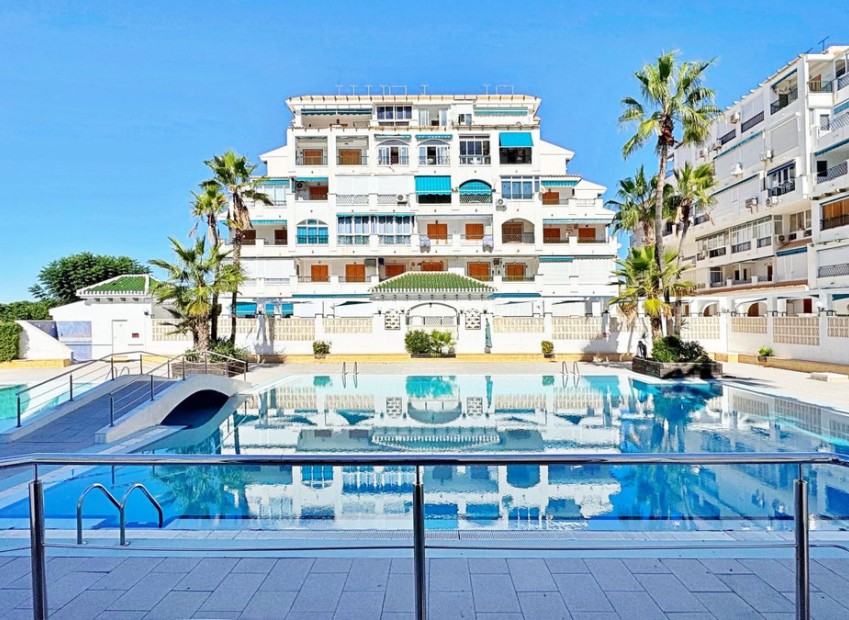 Resale - Apartment / flat - Torrevieja - La Mata