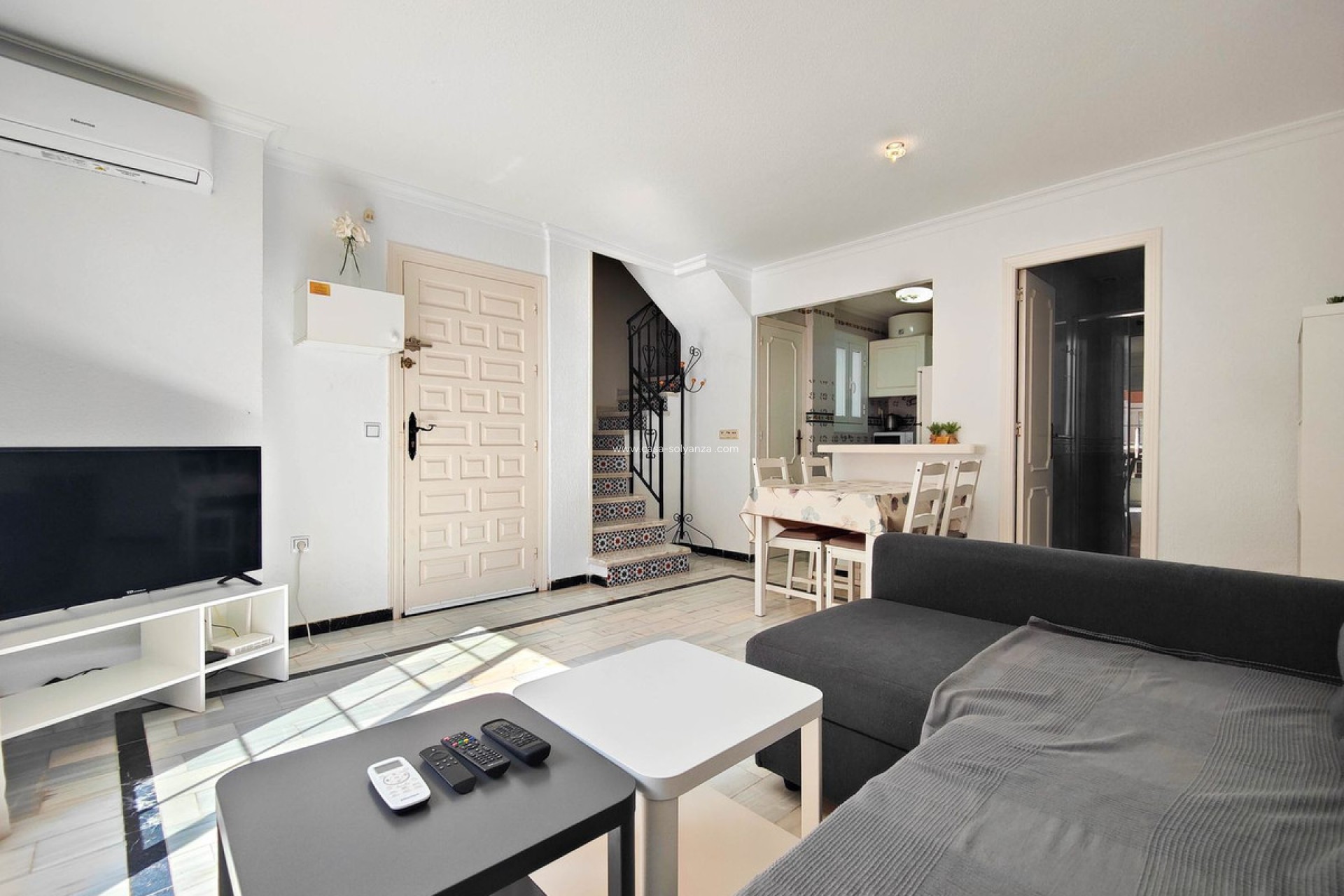 Resale - Apartment / flat - Torrevieja - La Mata