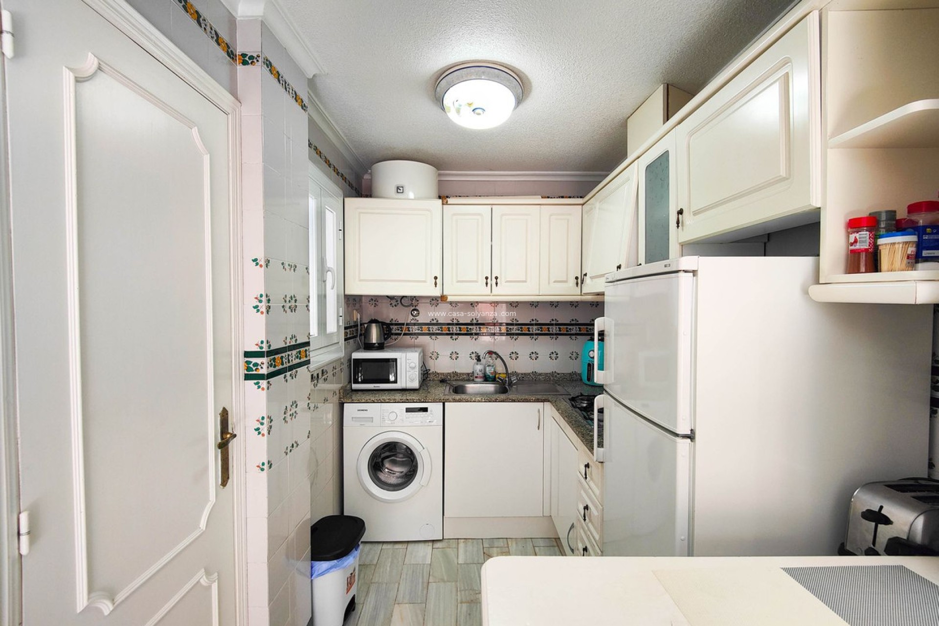 Resale - Apartment / flat - Torrevieja - La Mata