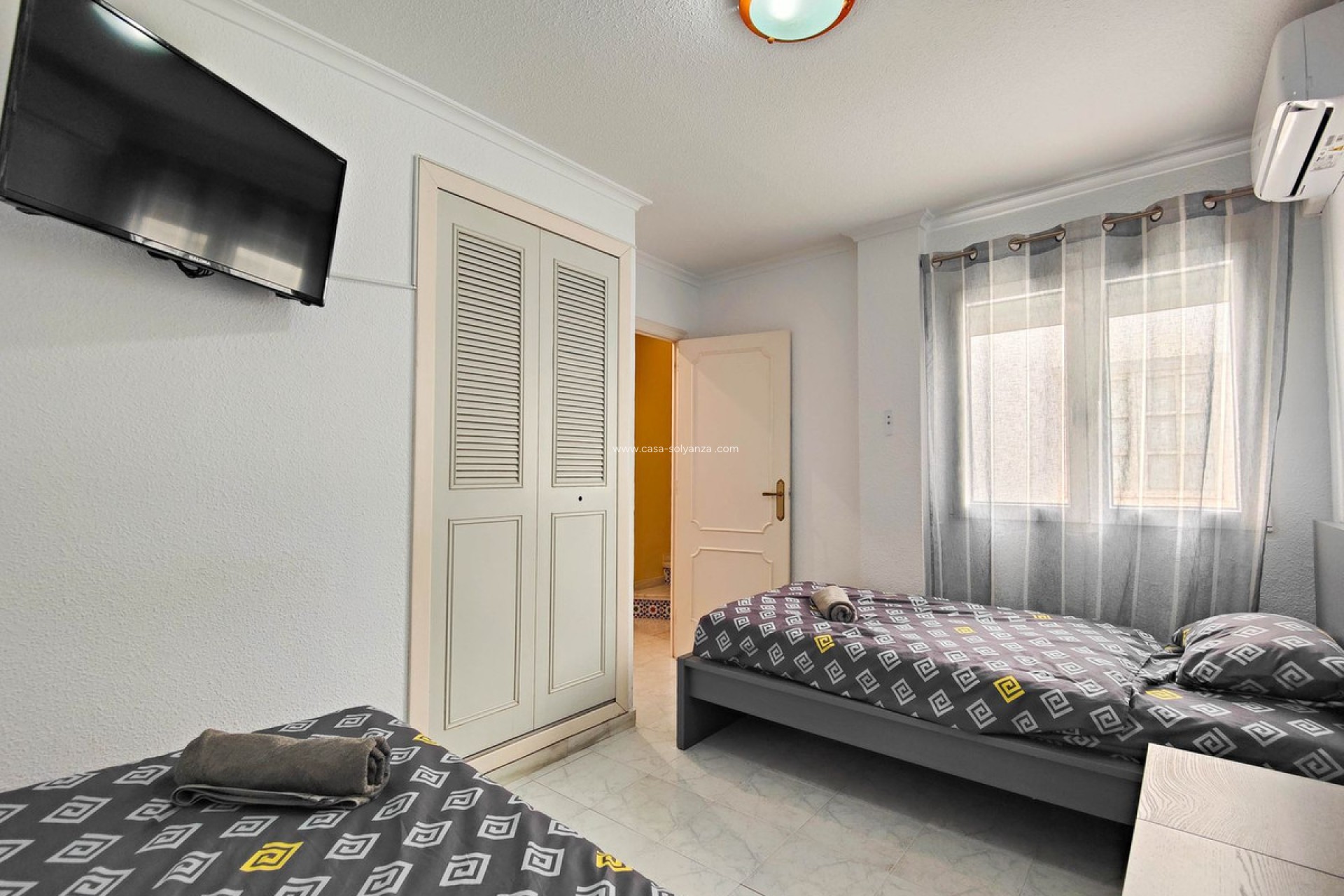 Resale - Apartment / flat - Torrevieja - La Mata