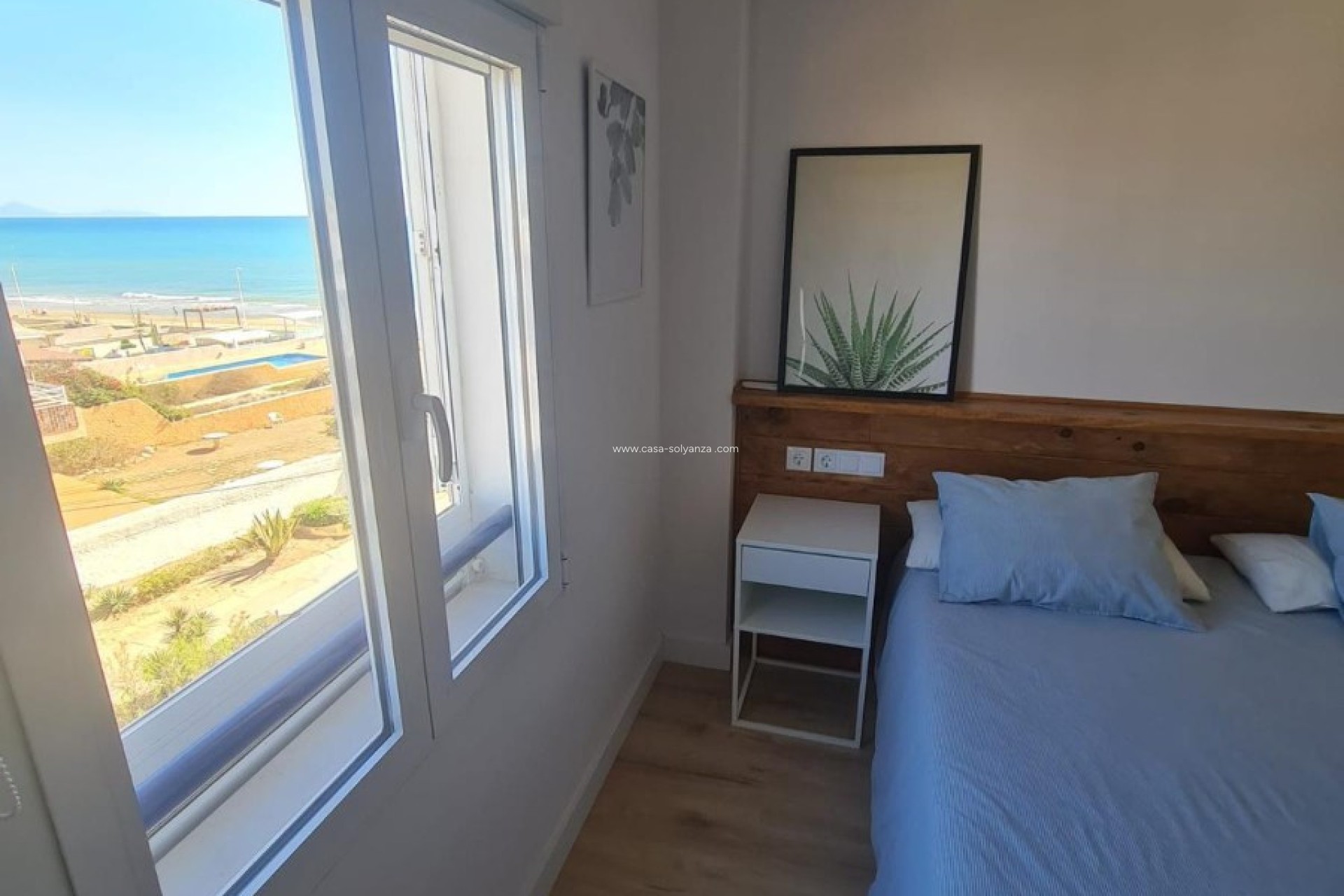 Resale - Apartment / flat - Torrevieja - La Mata