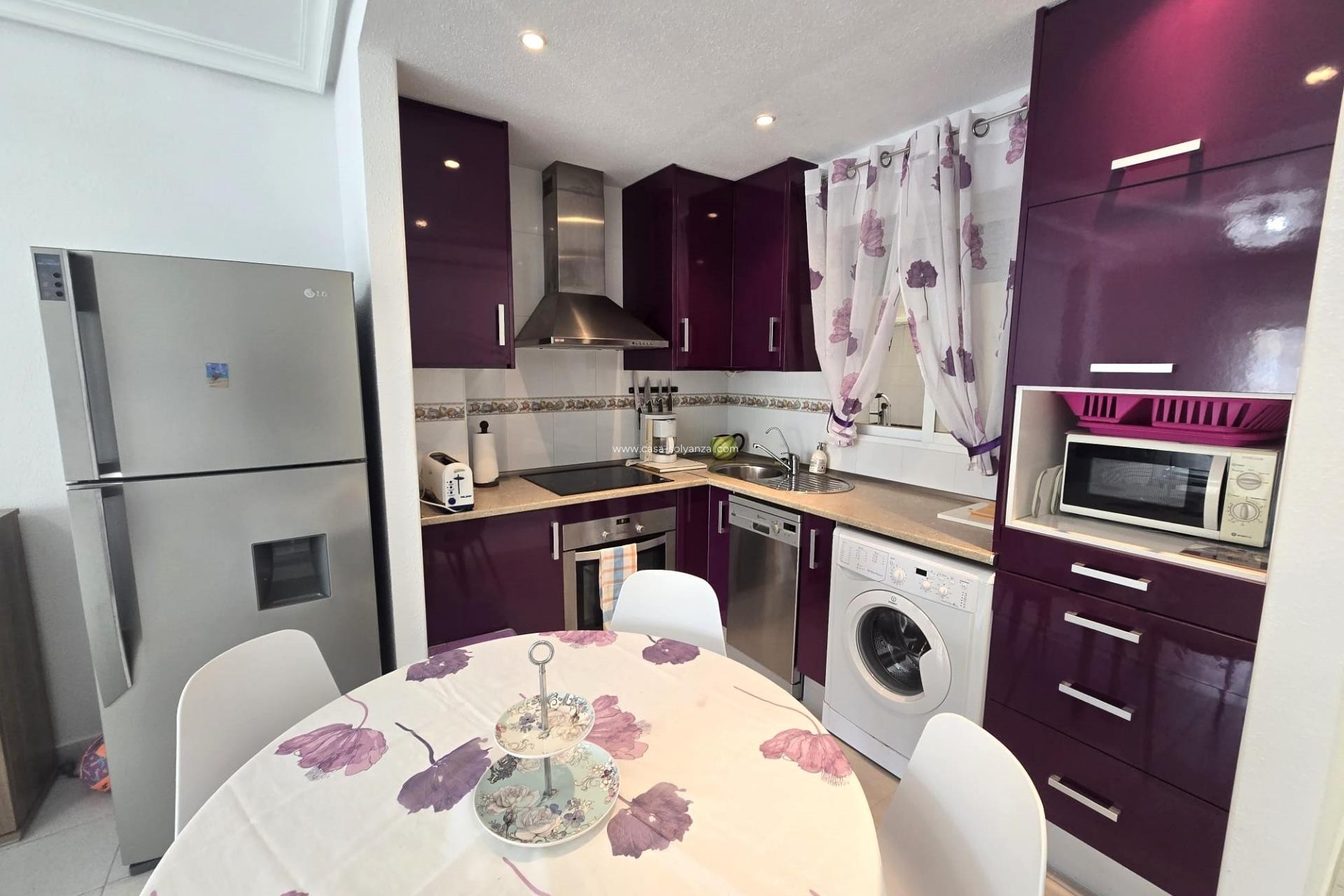 Resale - Apartment / flat - Torrevieja - La Mata