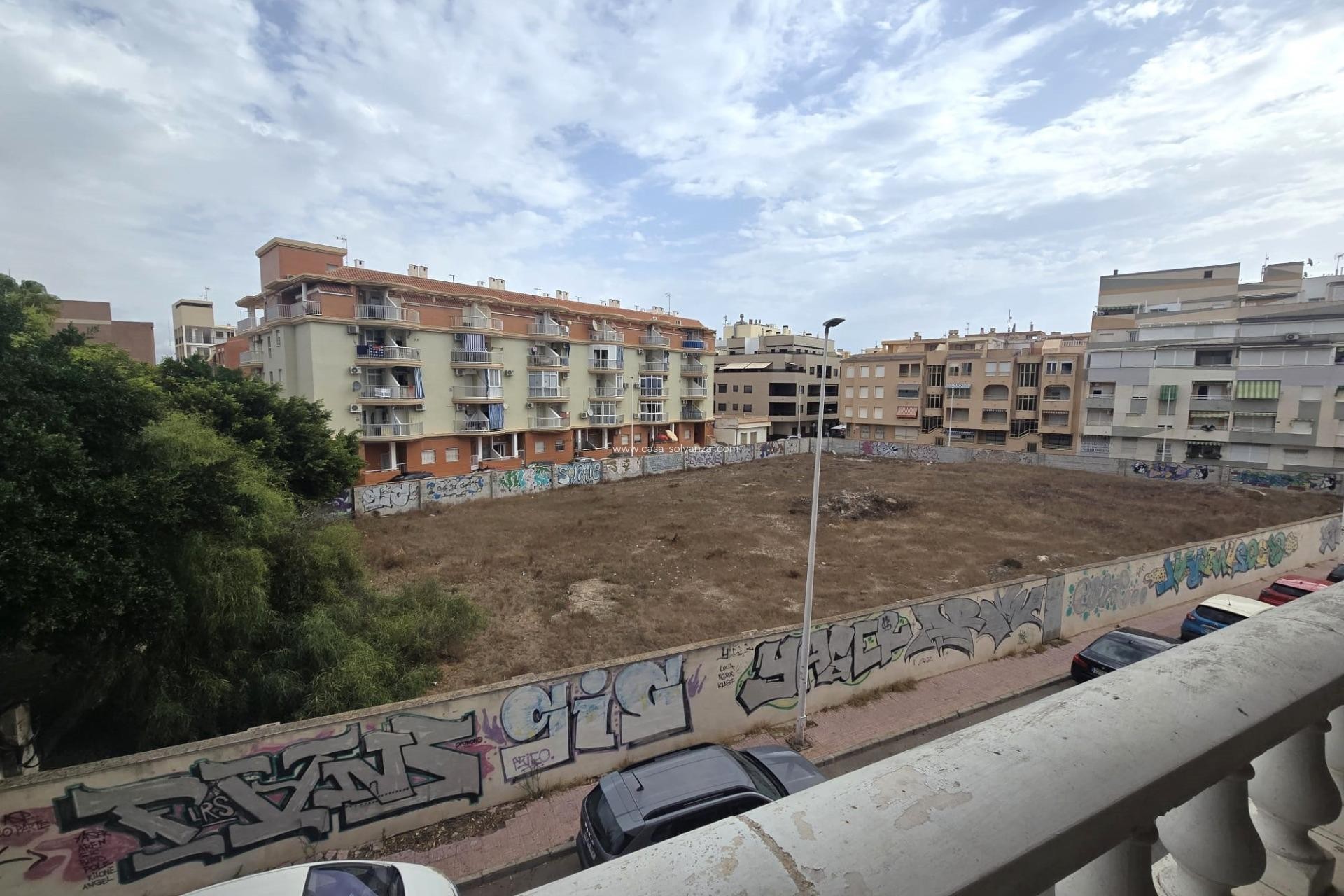 Resale - Apartment / flat - Torrevieja - La Mata