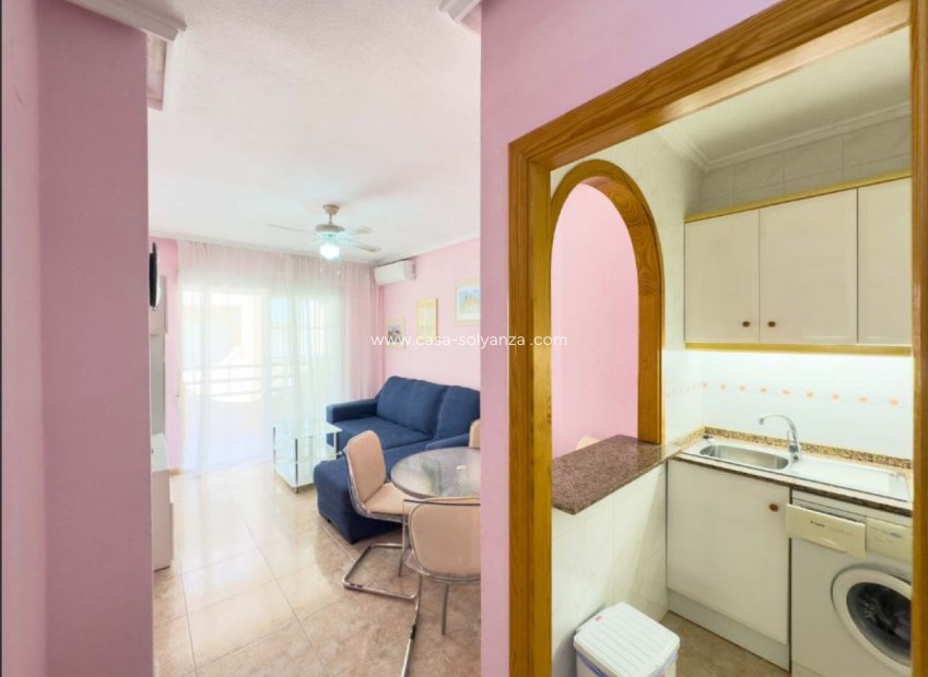 Resale - Apartment / flat - Torrevieja - La Mata
