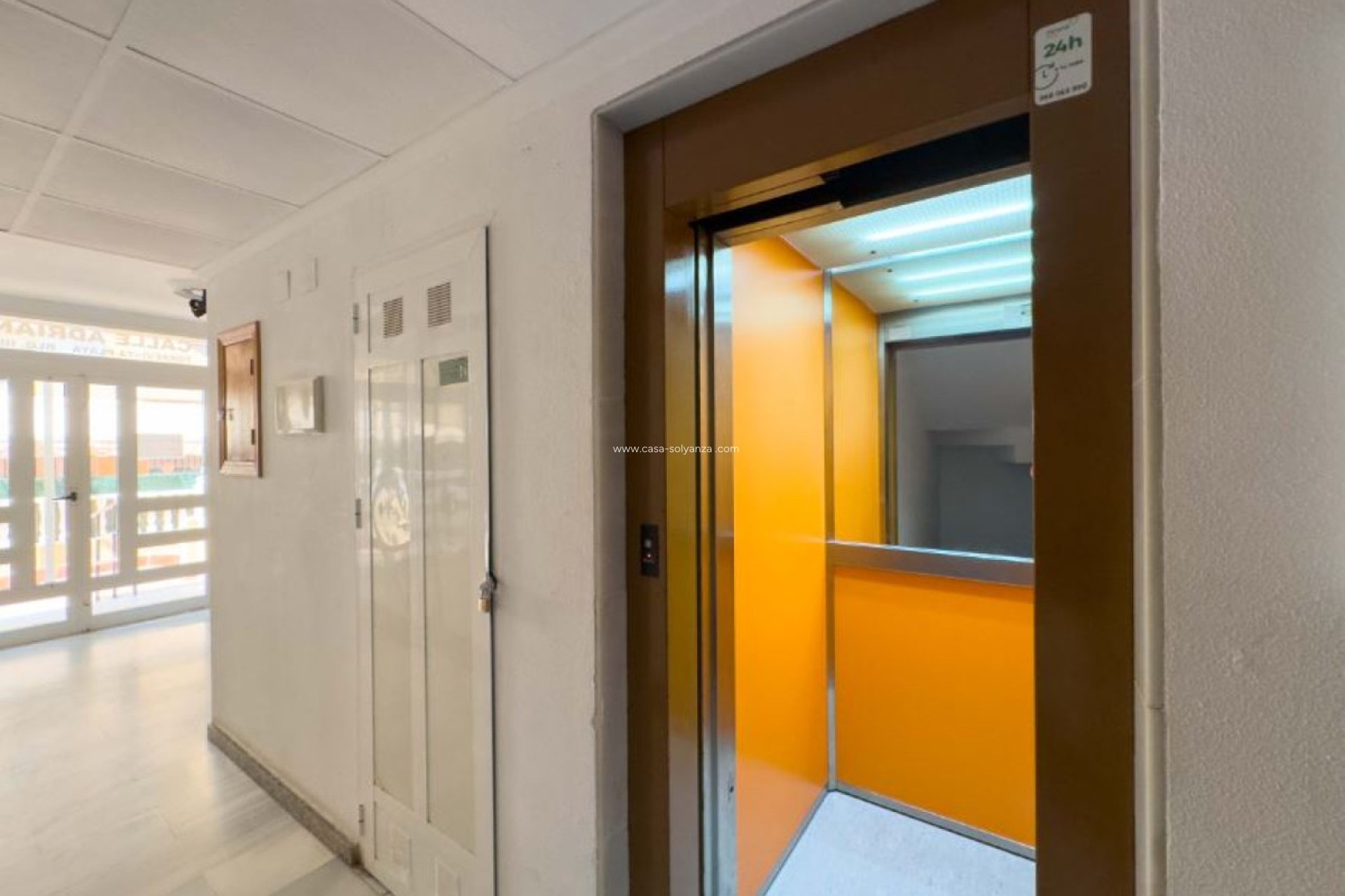 Resale - Apartment / flat - Torrevieja - La Mata