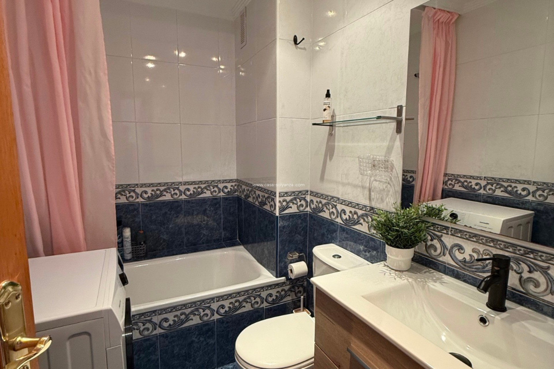 Resale - Apartment / flat - Torrevieja - La Mata