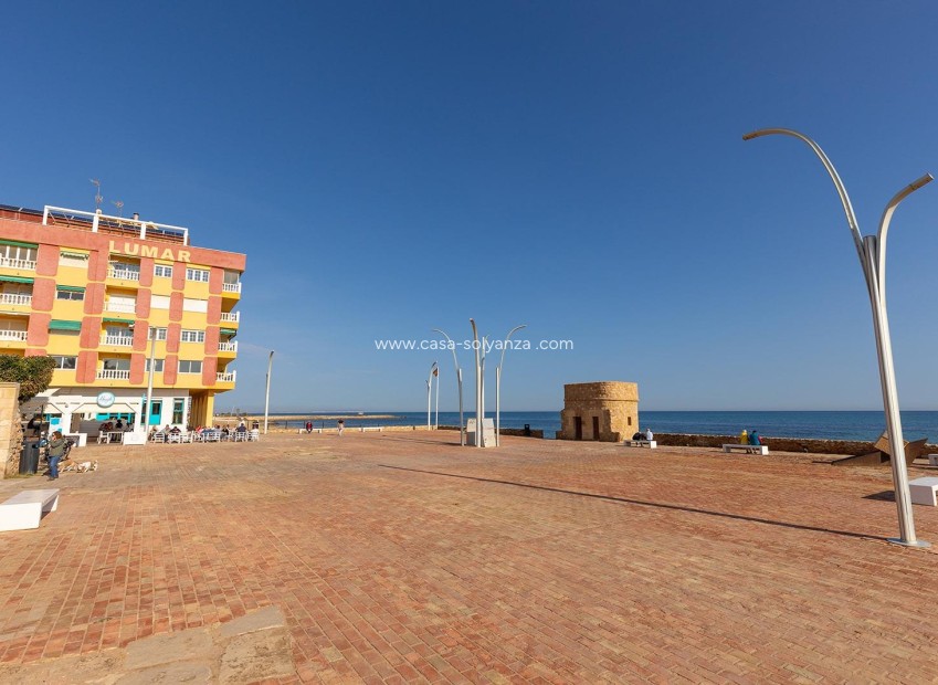 Resale - Apartment / flat - Torrevieja - La Mata