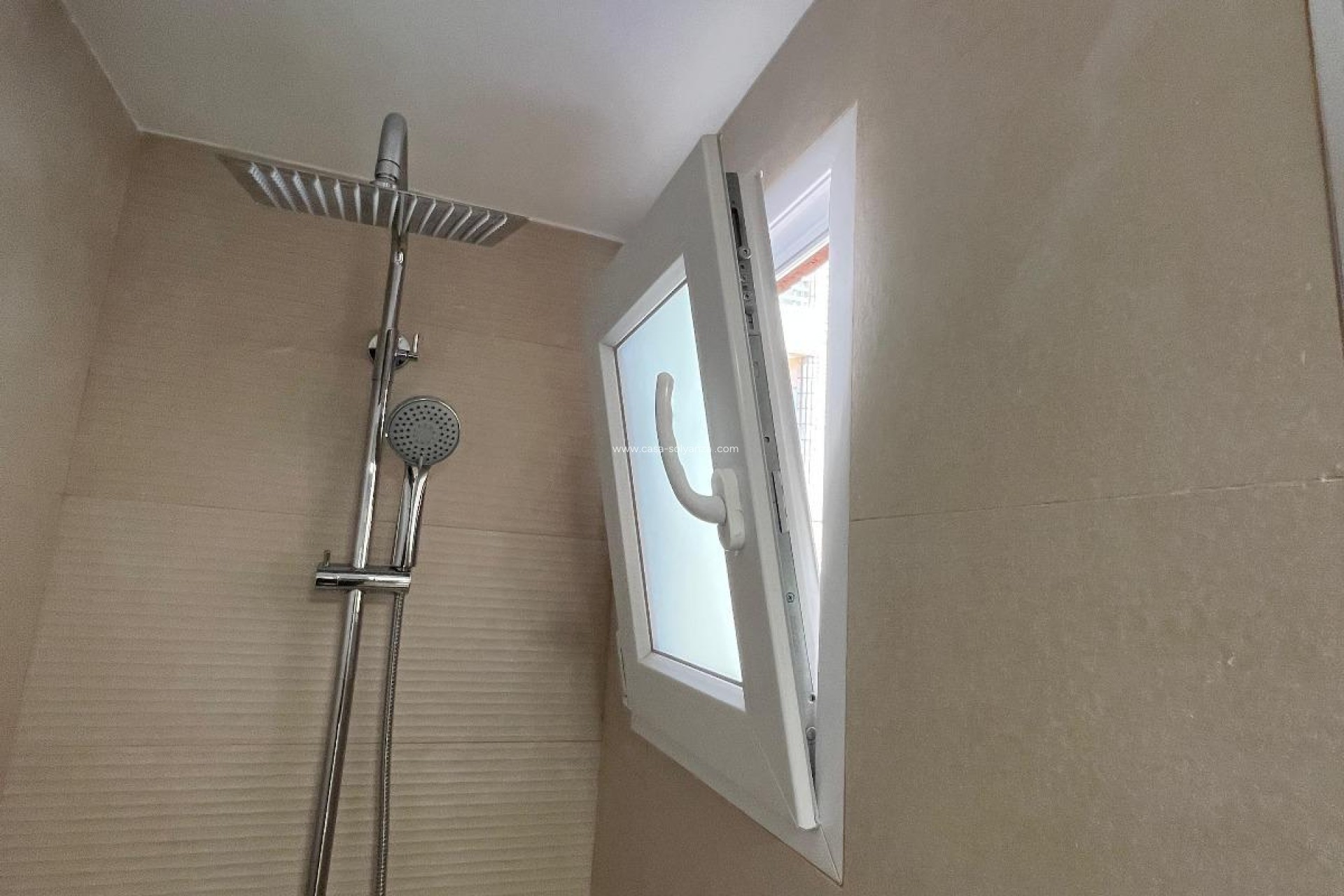 Resale - Apartment / flat - Torrevieja - La Mata