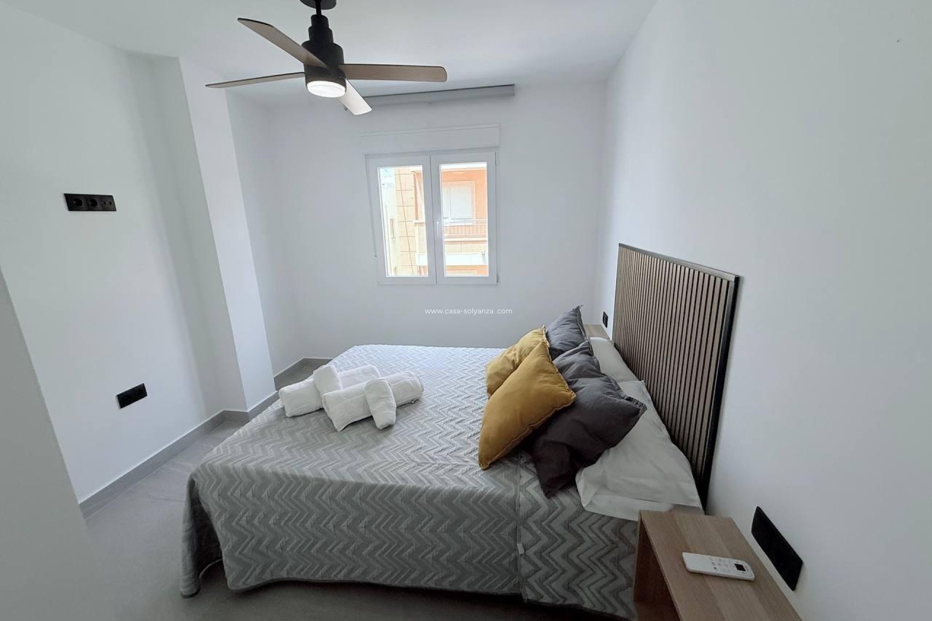 Resale - Apartment / flat - Torrevieja - La Mata