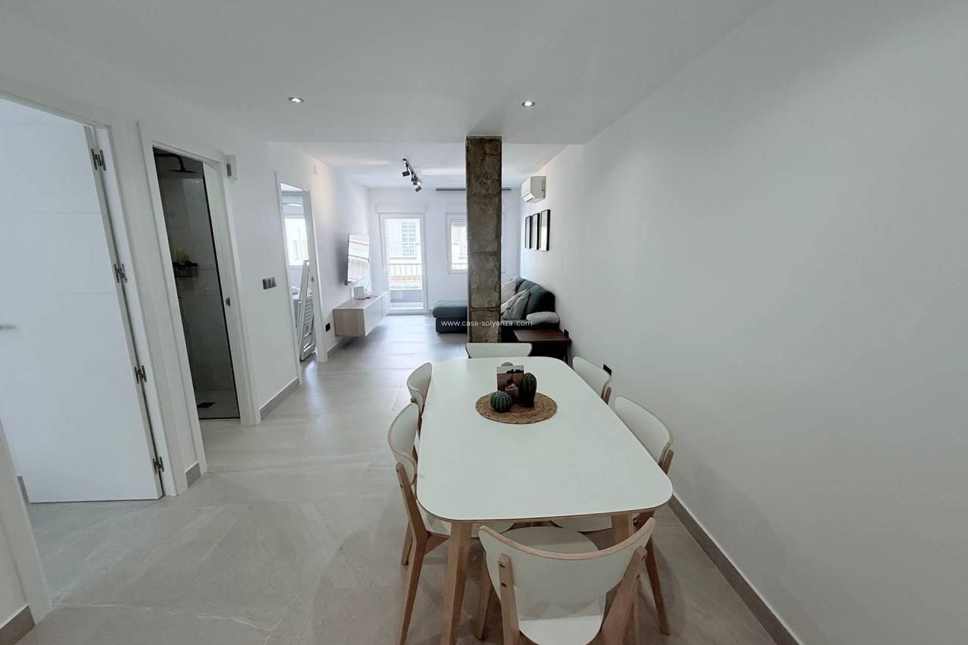 Resale - Apartment / flat - Torrevieja - La Mata