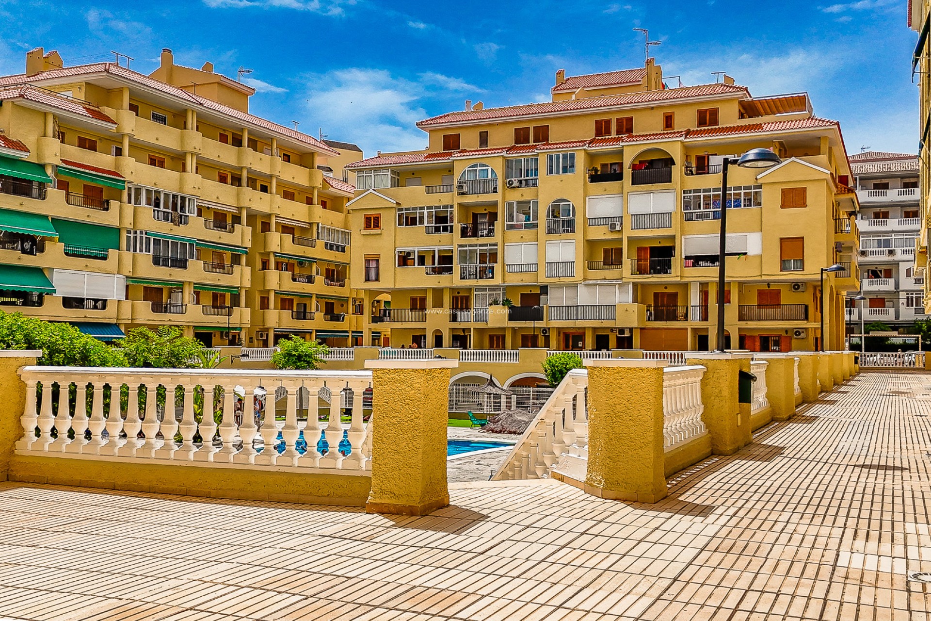 Resale - Apartment / flat - Torrevieja - La Mata