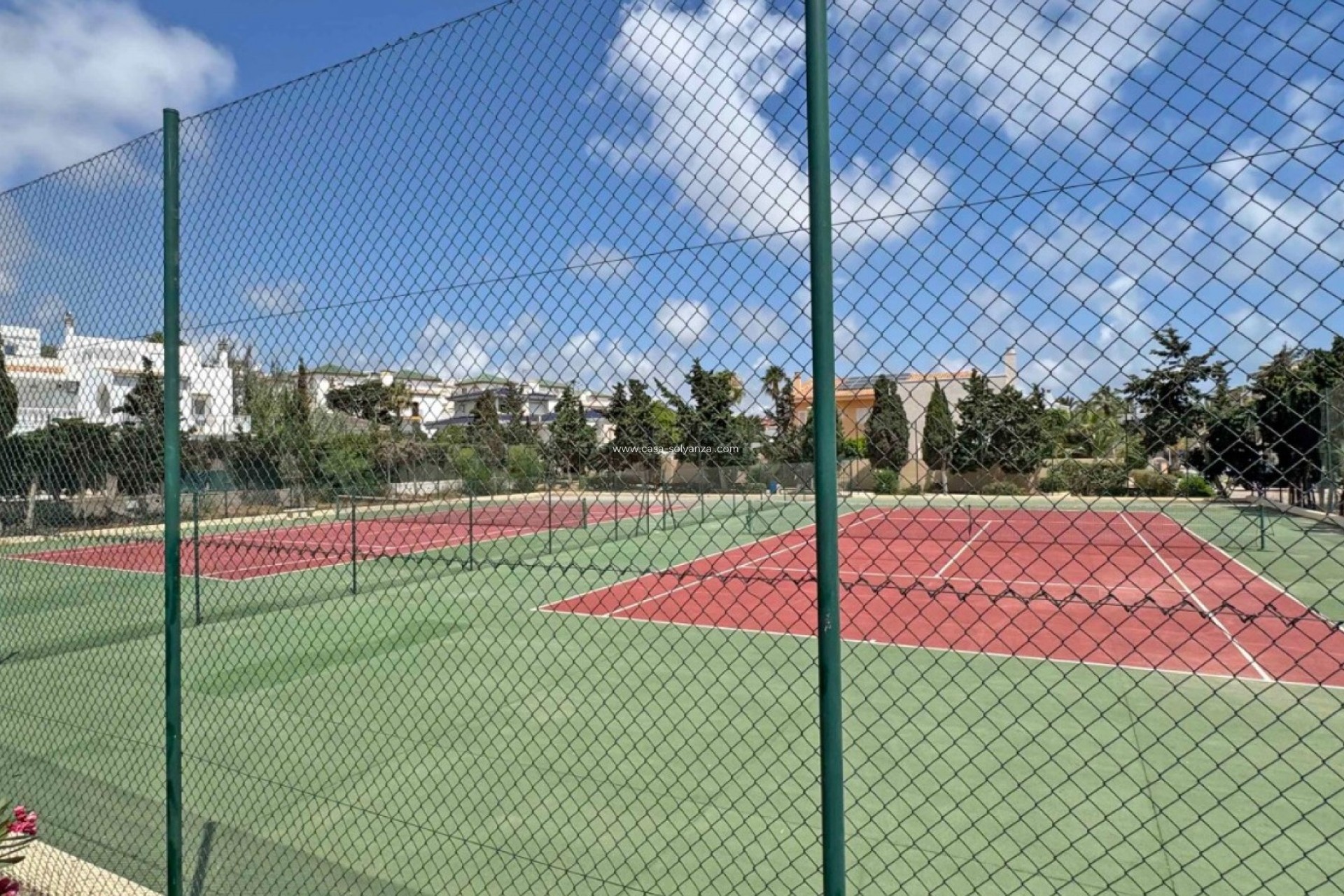 Resale - Apartment / flat - Torrevieja - La Mata