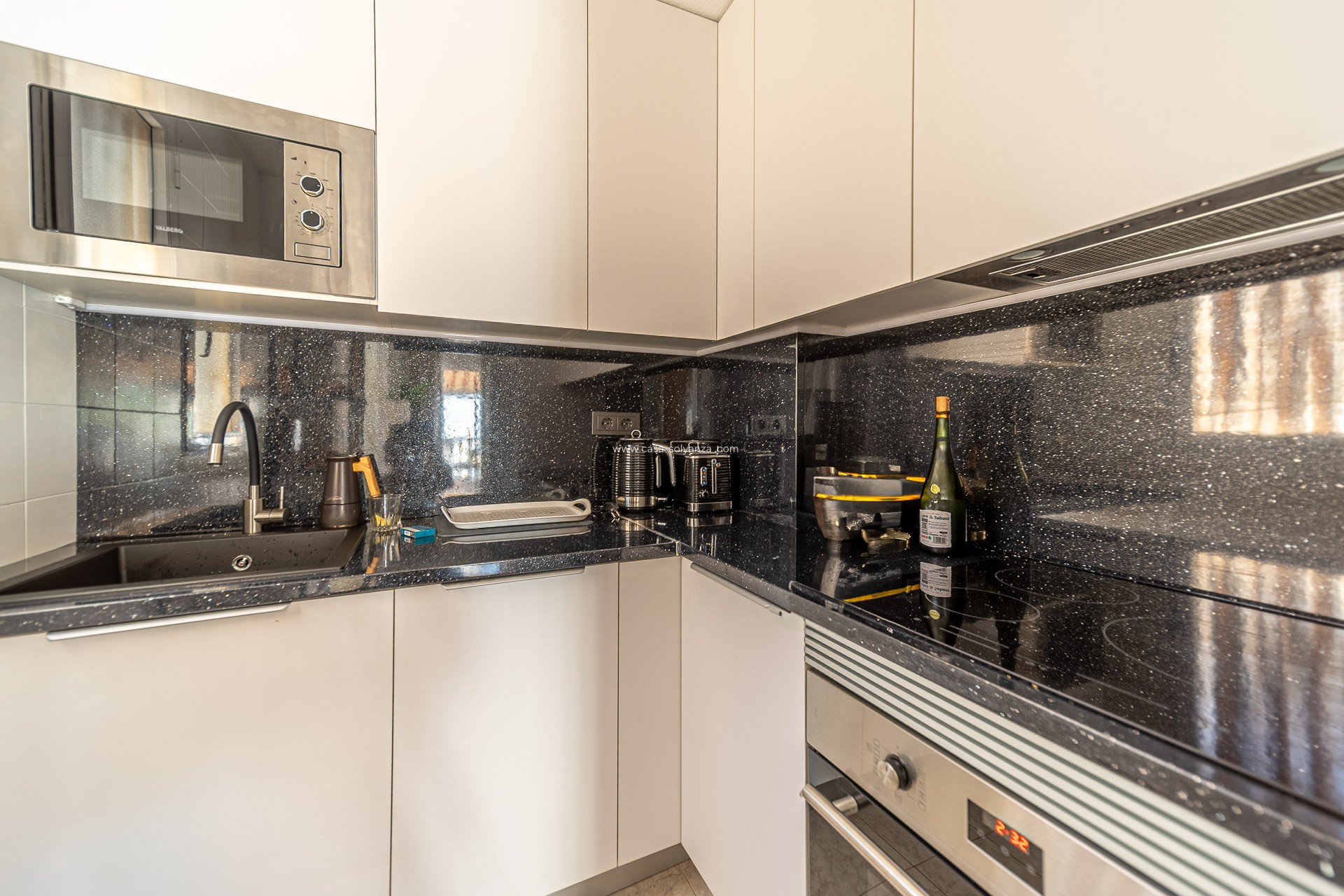Resale - Apartment / flat - Torrevieja - La Mata