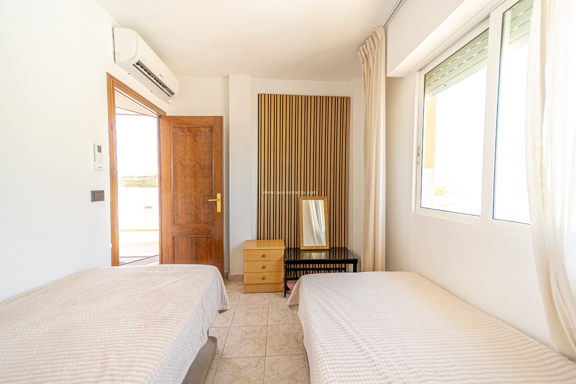 Resale - Apartment / flat - Torrevieja - La Mata