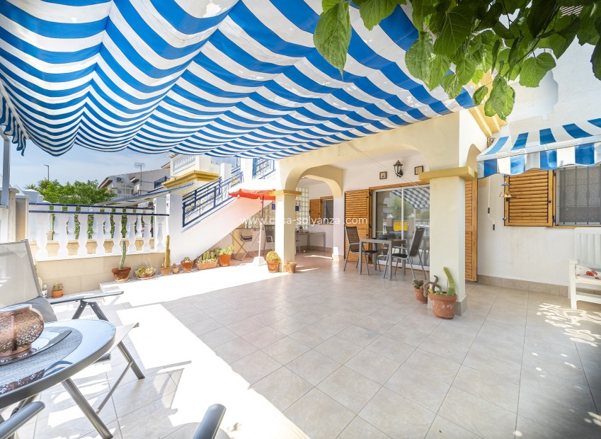 Resale - Apartment / flat - Torrevieja - La Mata