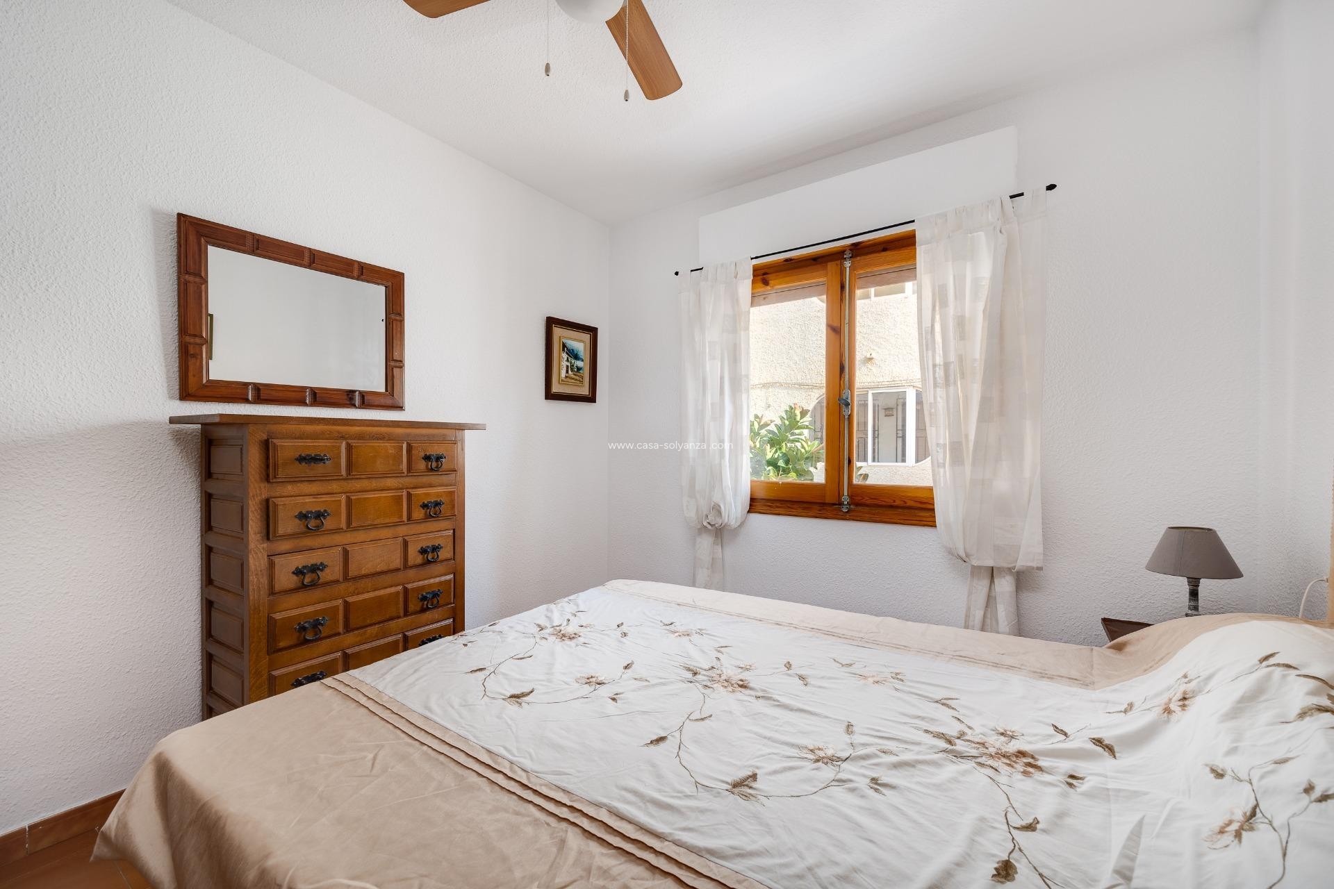 Resale - Apartment / flat - Torrevieja - La Mata