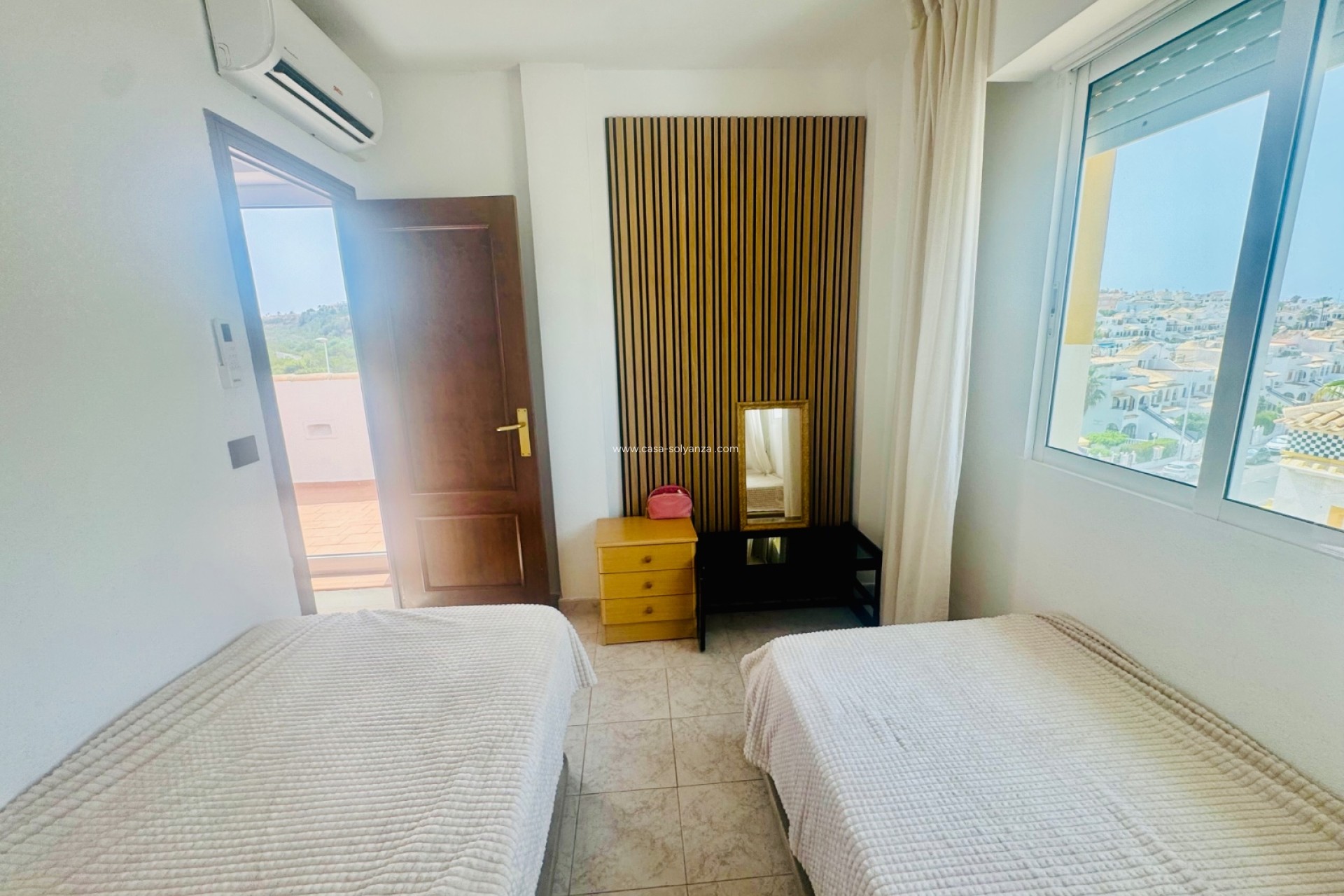 Resale - Apartment / flat - Torrevieja - La Mata