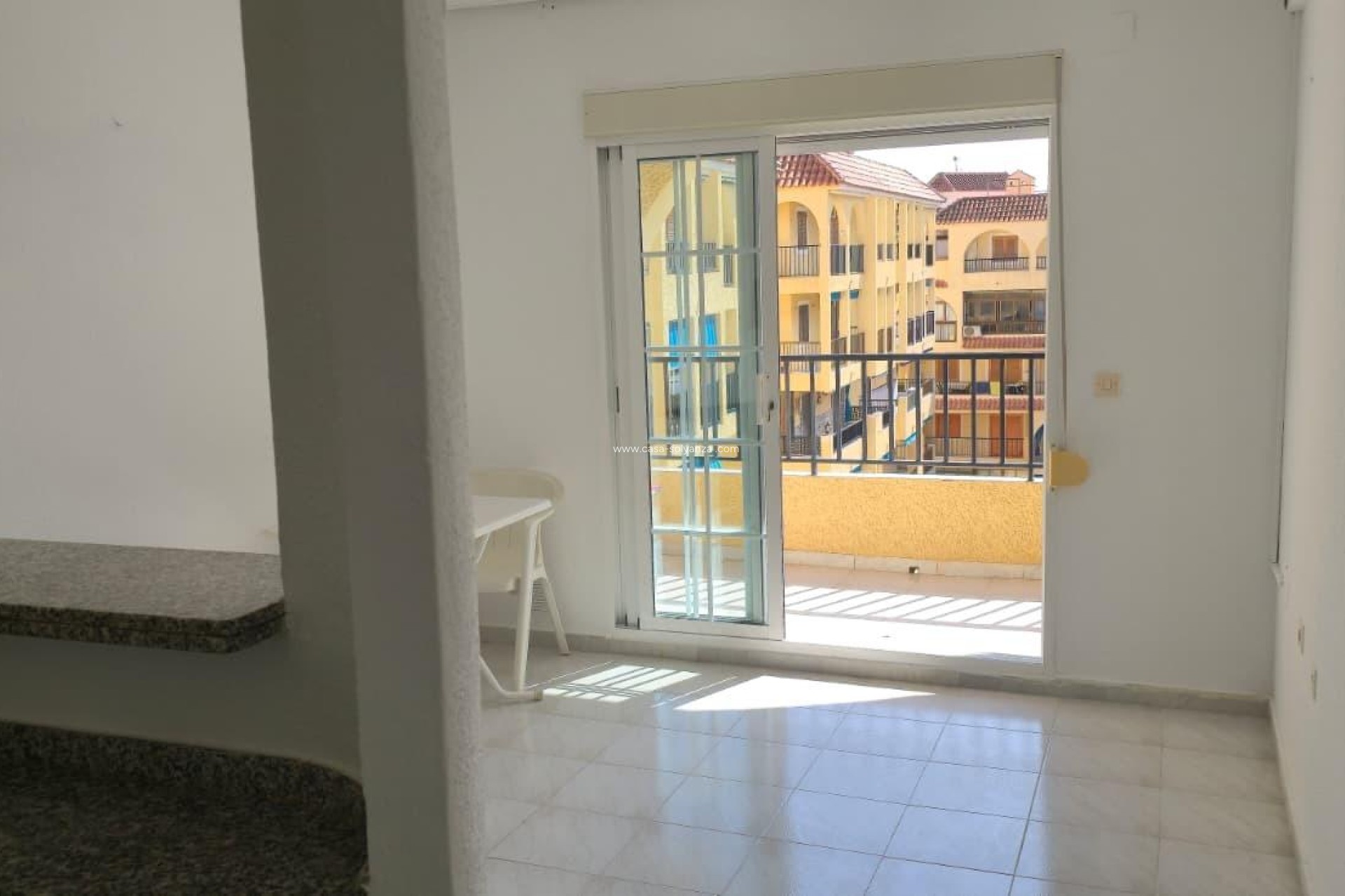Resale - Apartment / flat - Torrevieja - La Mata