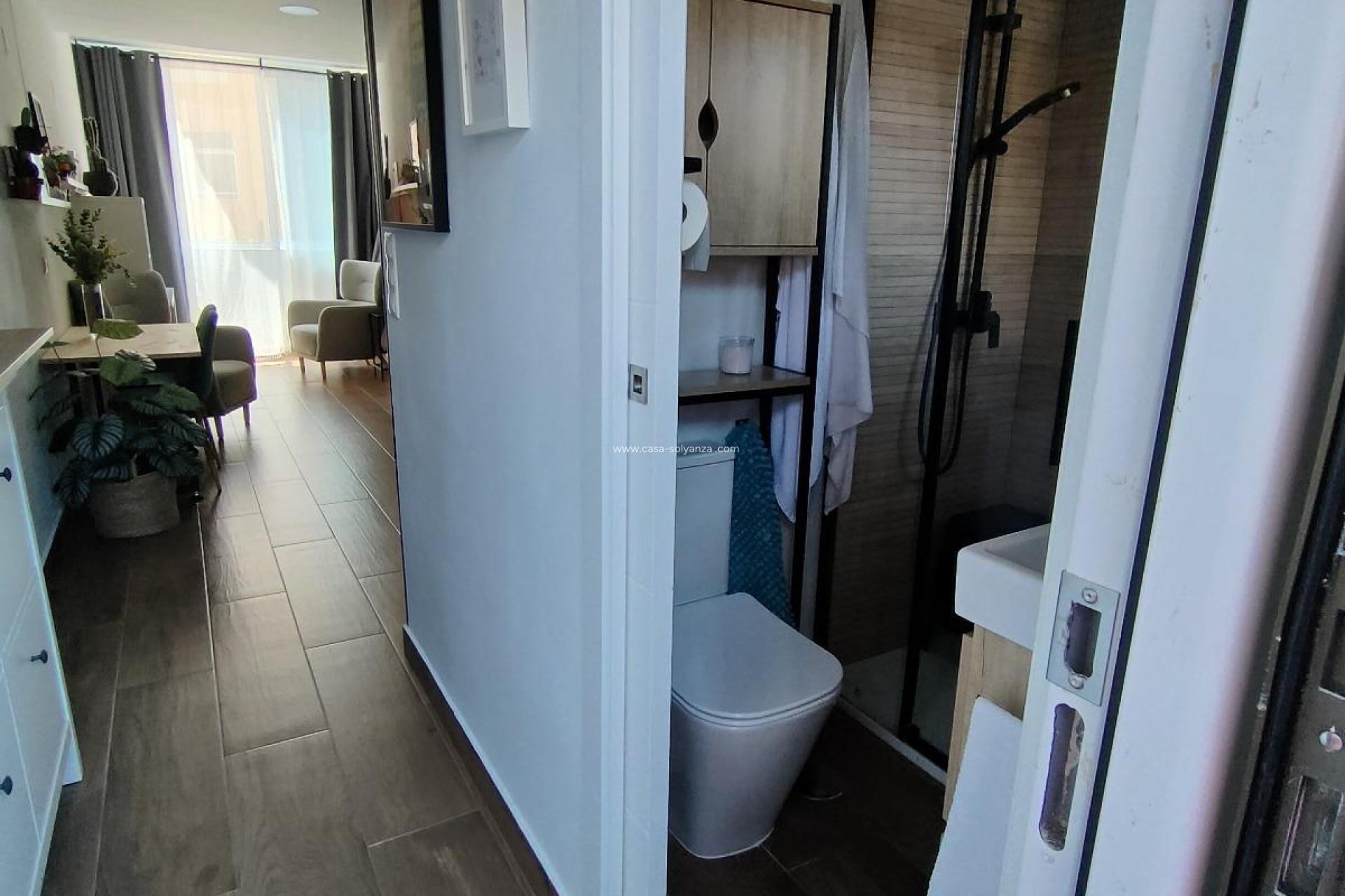 Resale - Apartment / flat - Torrevieja - La Mata