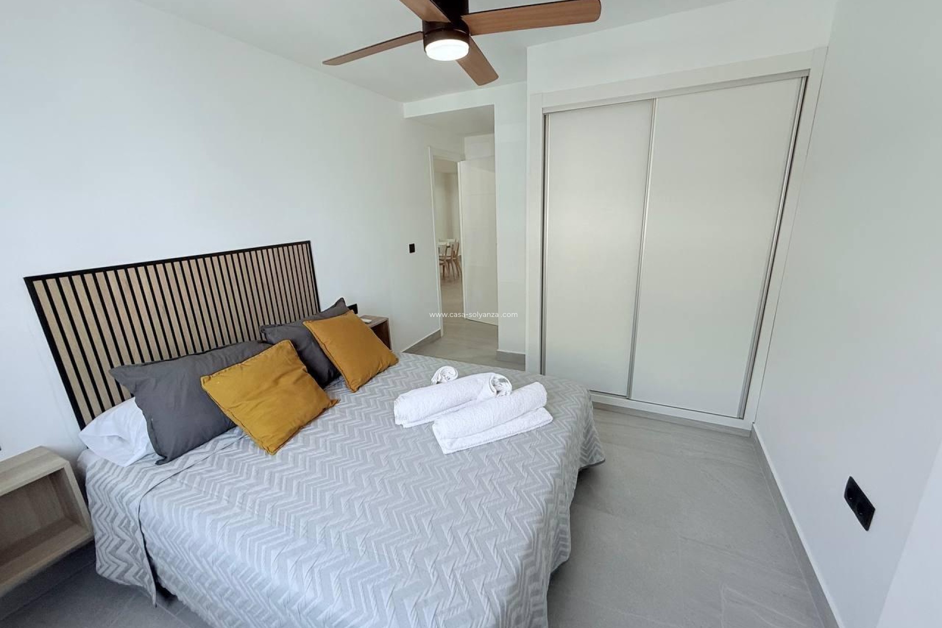 Resale - Apartment / flat - Torrevieja - La Mata