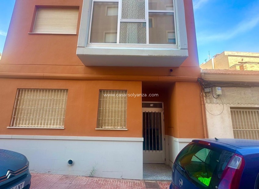 Resale - Apartment / flat - Torrevieja - La Mata
