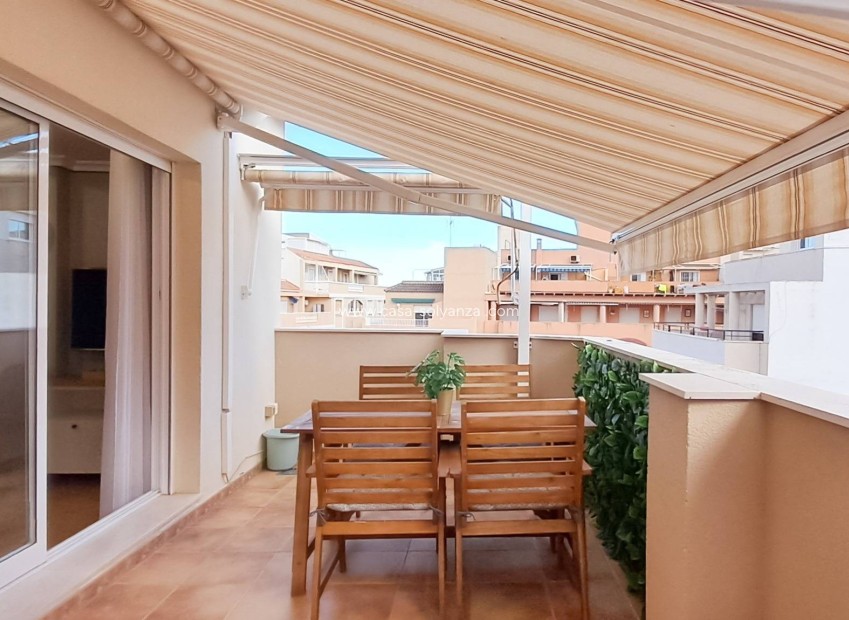 Resale - Apartment / flat - Torrevieja - La Mata