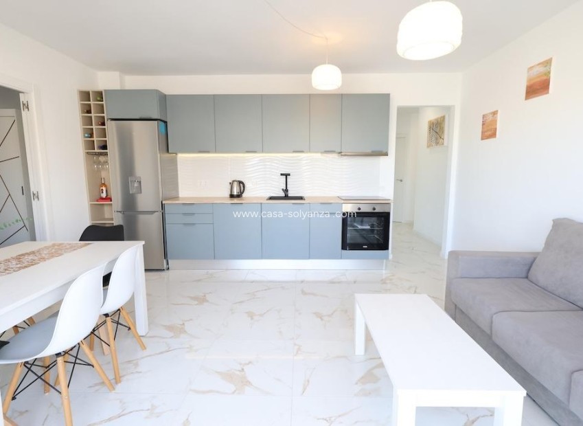 Resale - Apartment / flat - Torrevieja - La Mata